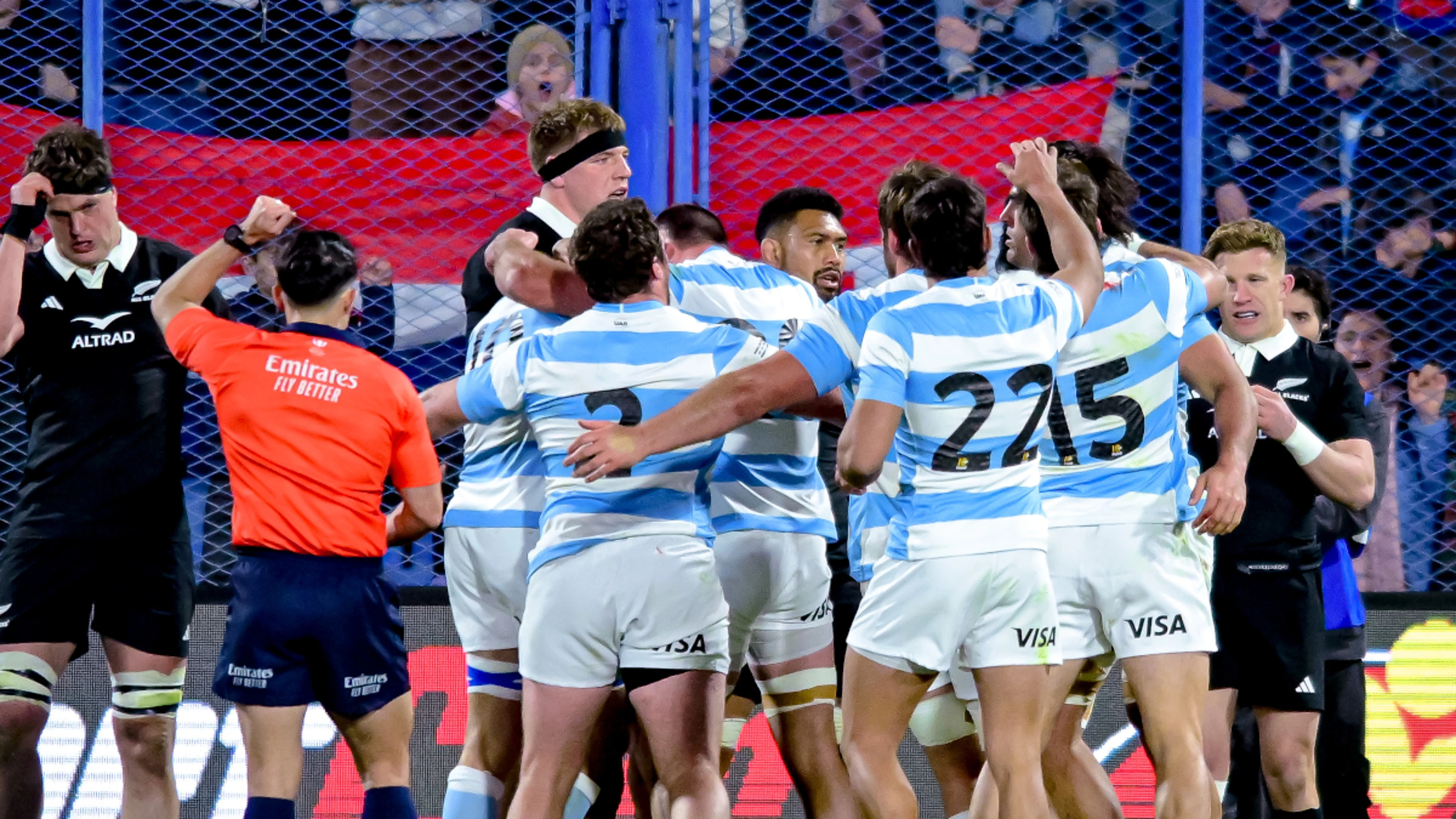 Argentina beat New Zealand in Rugby Championship
