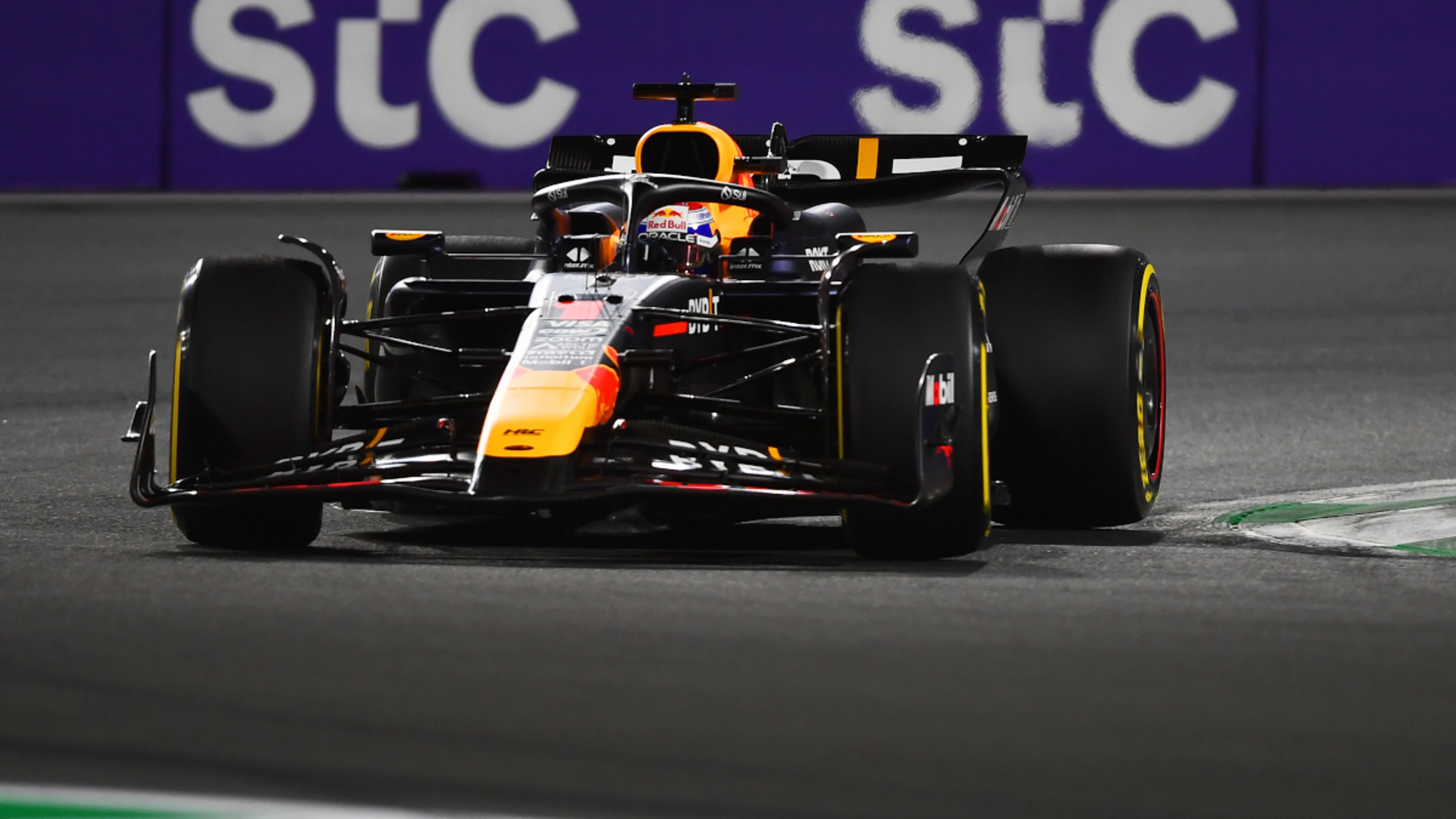 Verstappen wins Saudi Arabian Grand Prix for Red Bull 1-2