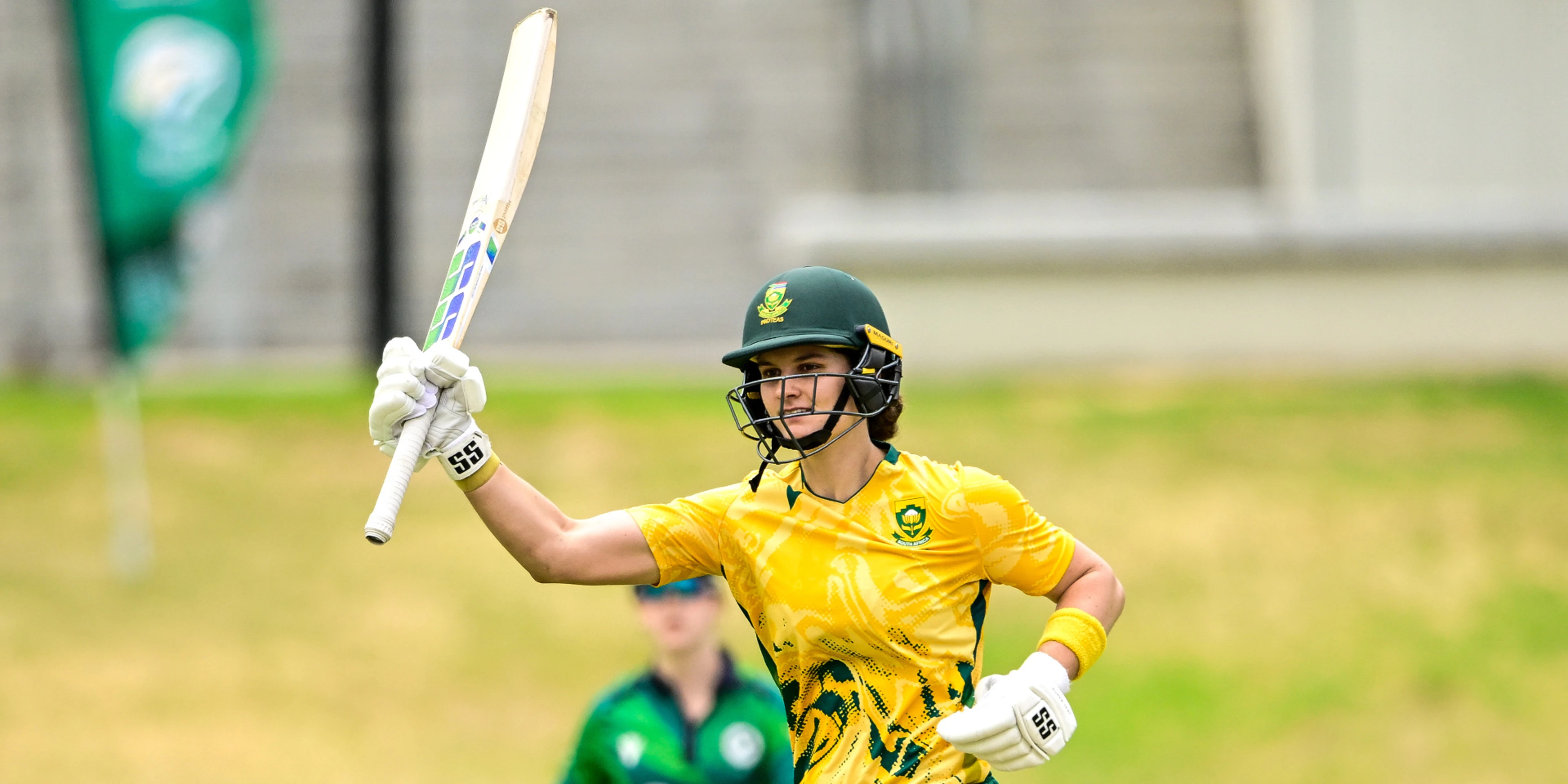 Proteas let 'Luus' as 'Wolfy' hounds Irish