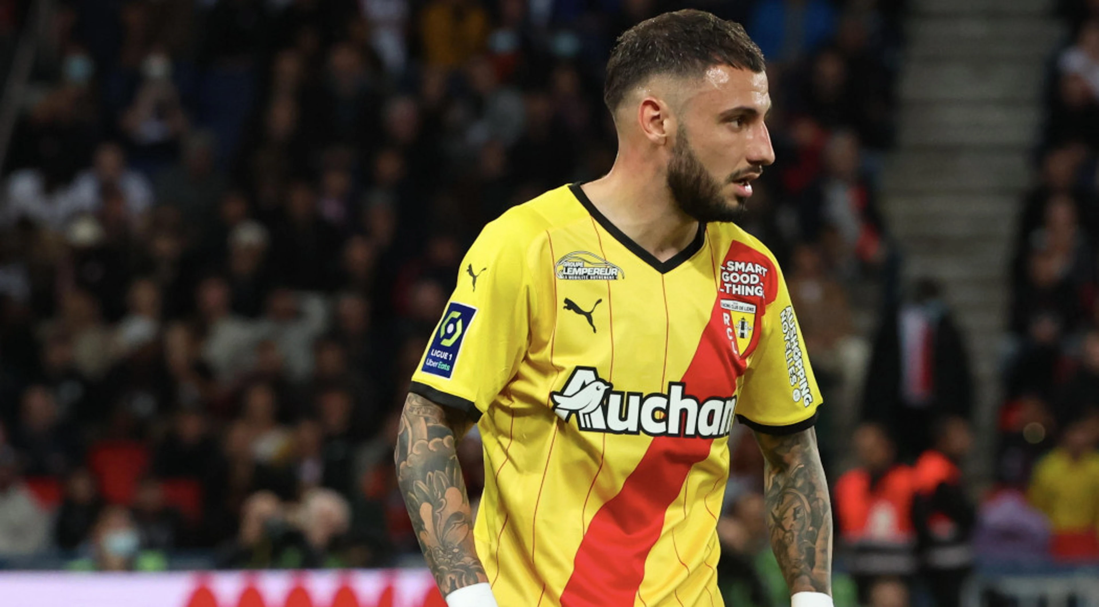 Marseille sign Clauss and Suarez