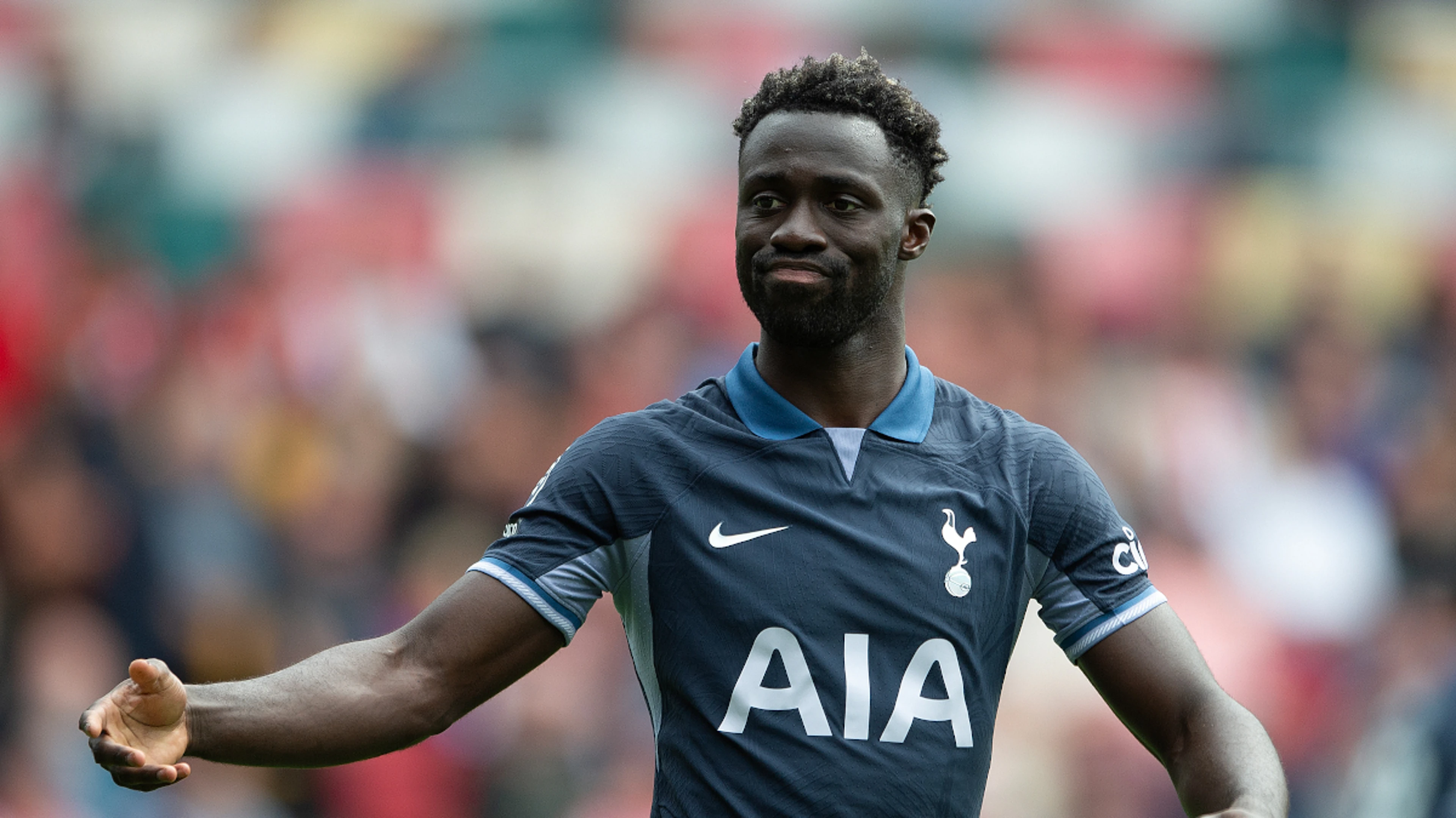 Sanchez leaves Spurs for Galatasaray