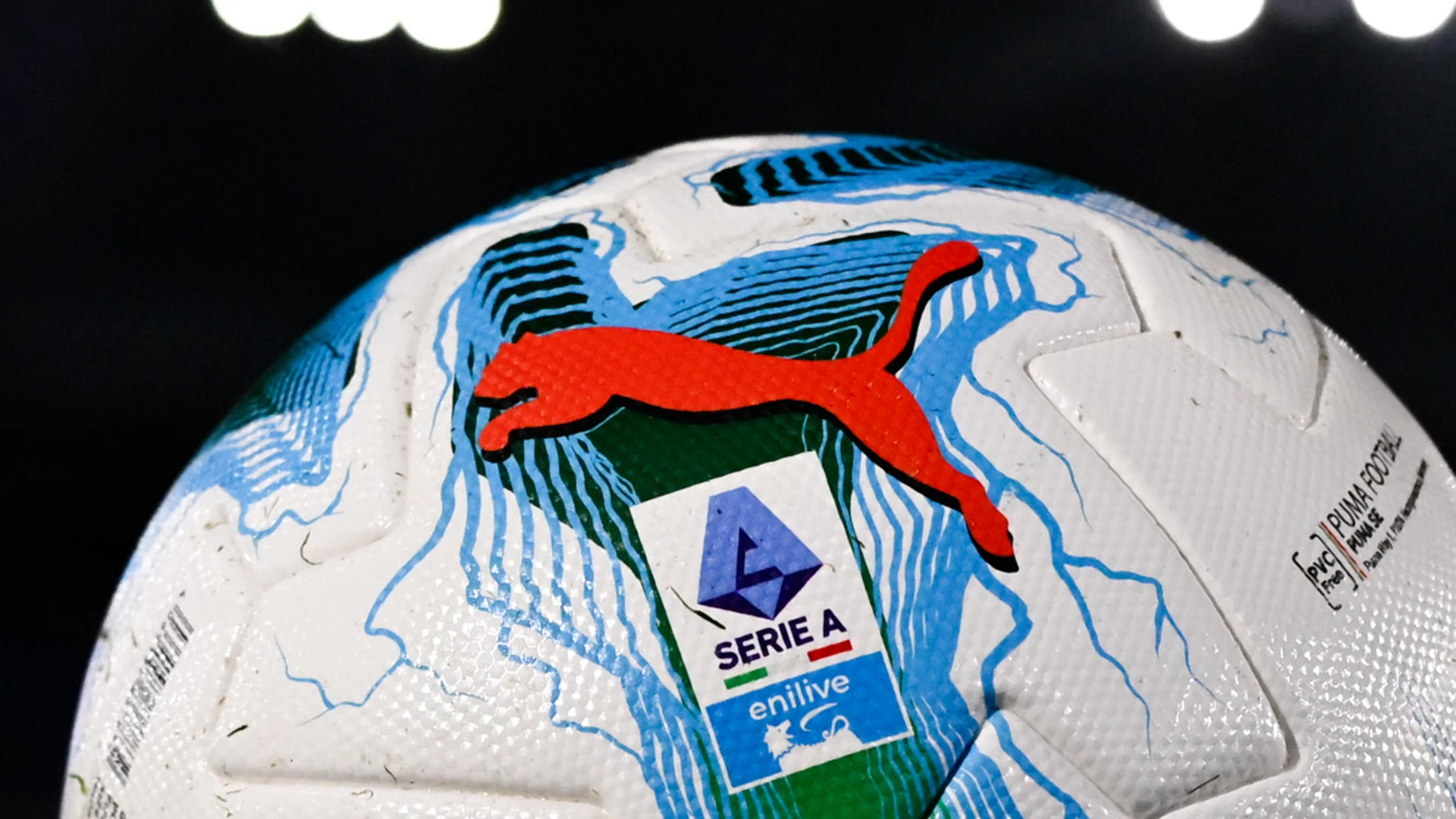 Why Serie A players wear red marks on their faces?