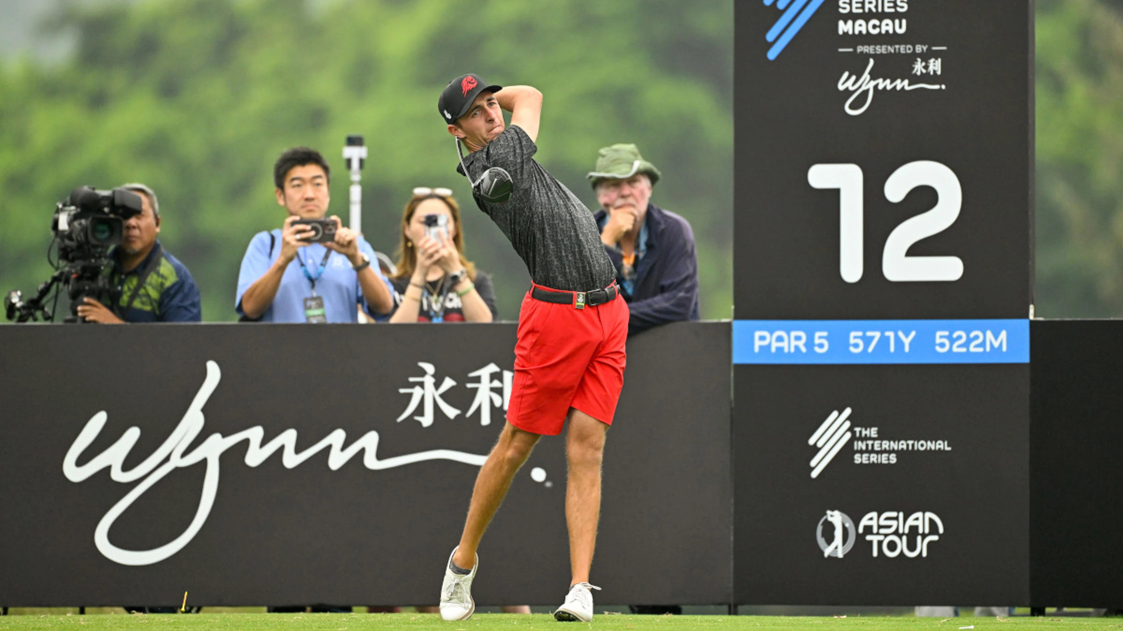 Puig grabs Macau co-lead as LIV's Pereira, Ortiz keep Paris in focus