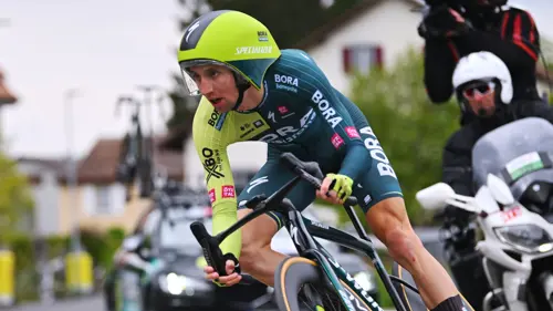 Hindley extends with 'second family' Bora–Hansgrohe