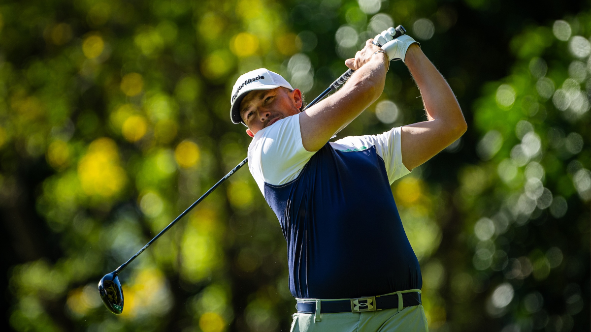 Benjamins button down Fortress Invitational lead