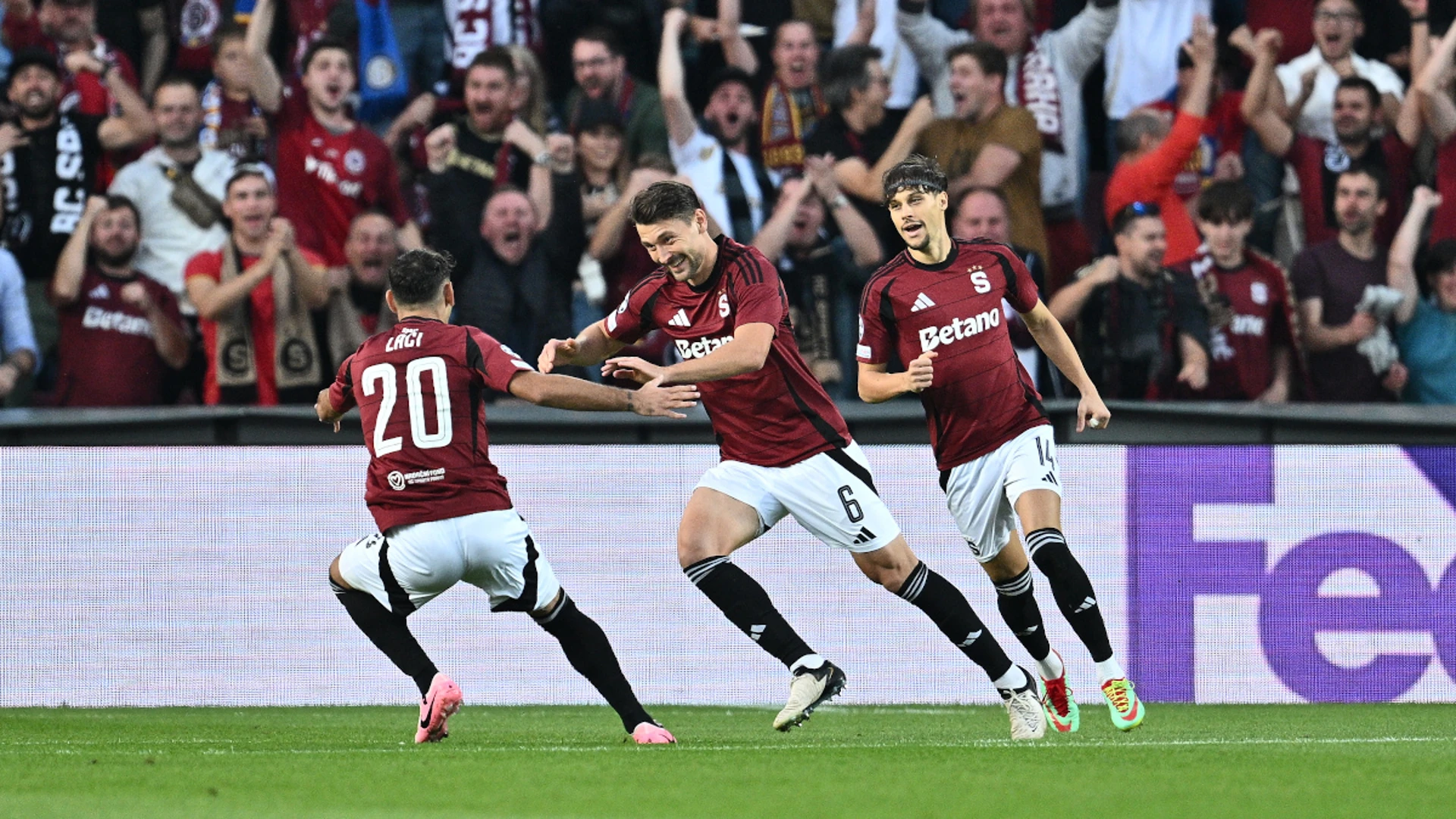 Sparta enjoy Champions League return with win over Salzburg