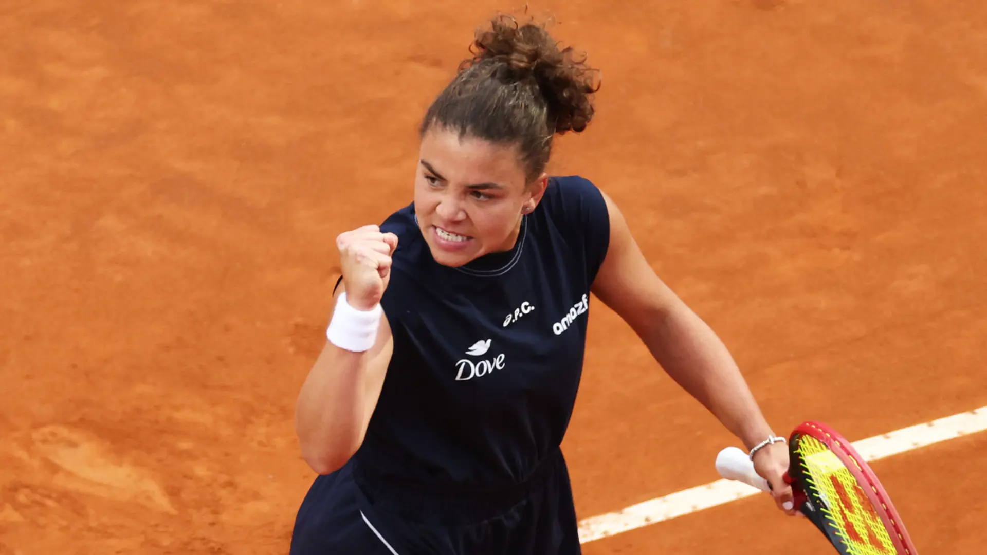 Jasmine Paolini beats Coco Gauff to win Italian Open