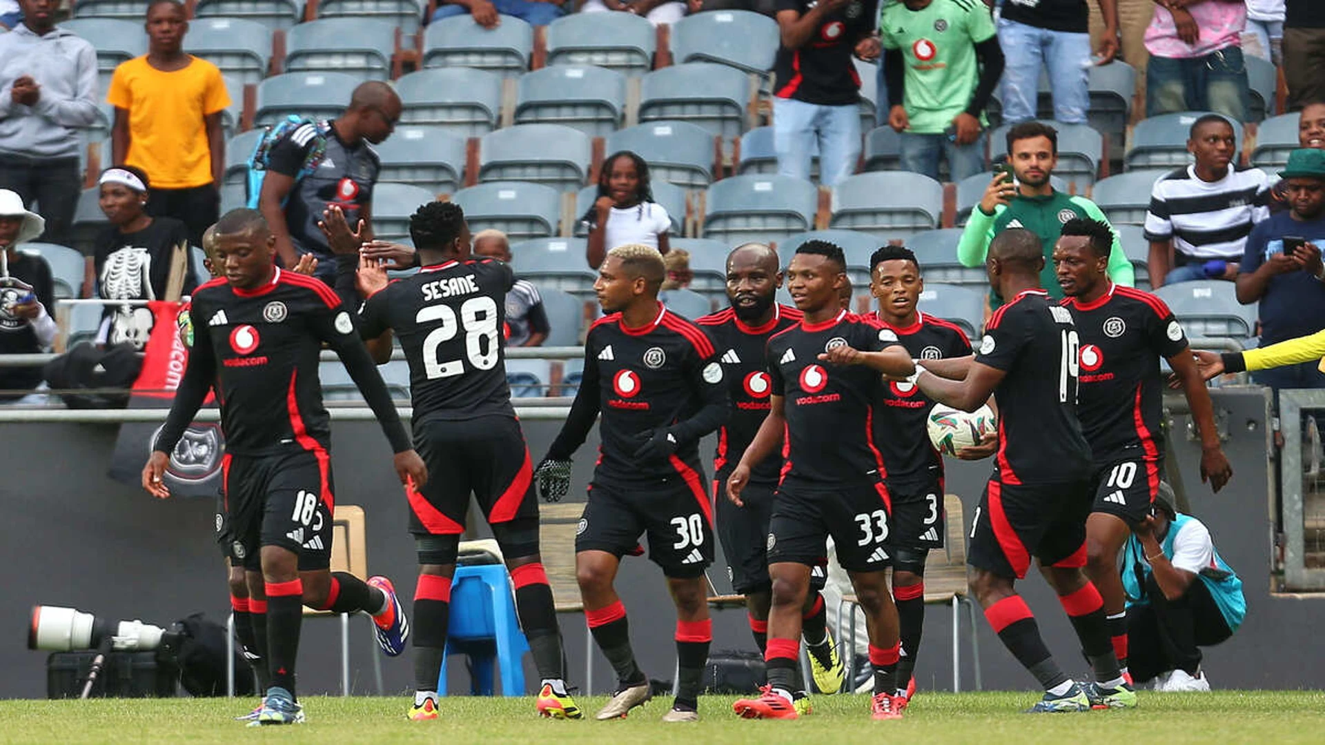 WRAP: Sundowns finish with nine men in loss at Raja, Pirates top group