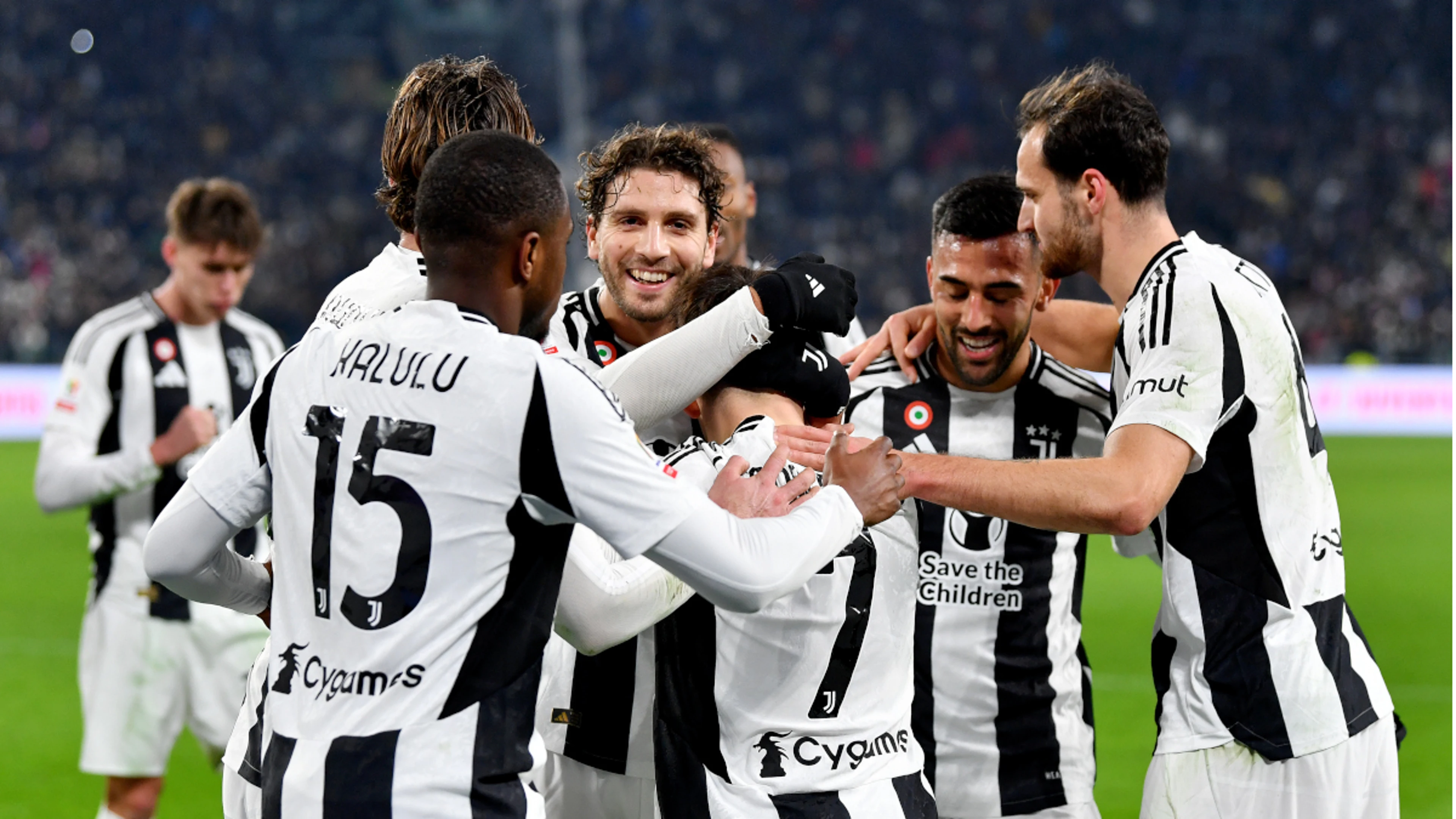 Koopmeiners stunner sends Juventus into Italian Cup quarters