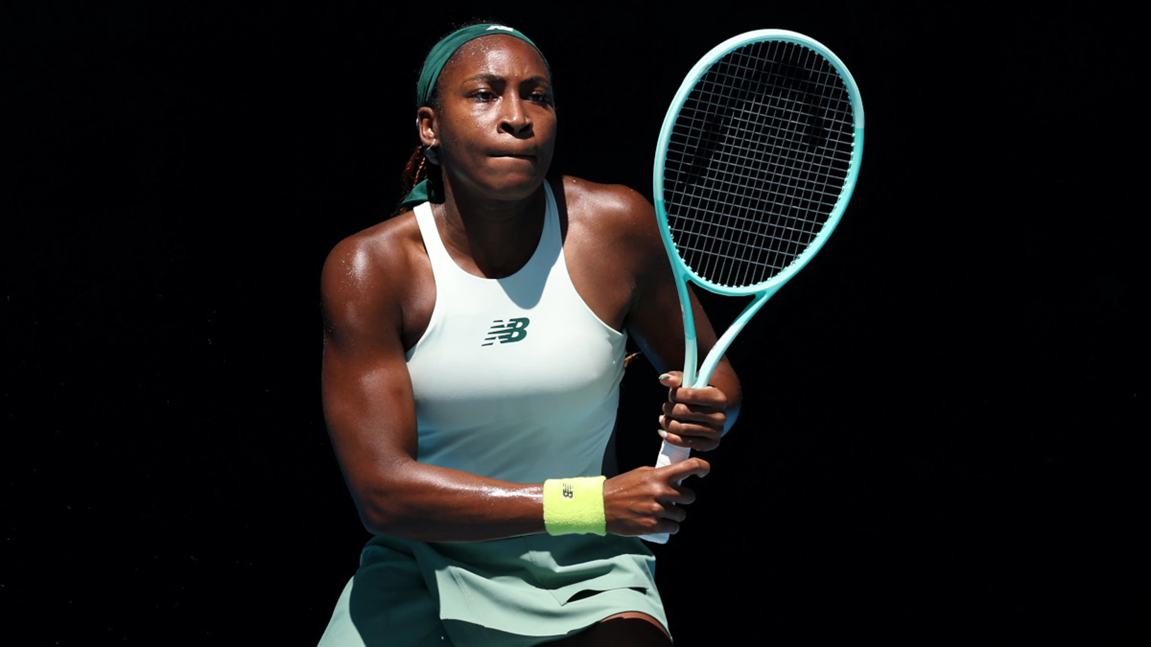 WOMEN'S DAY 2 WRAP: Gauff, Swiatek advance into second round