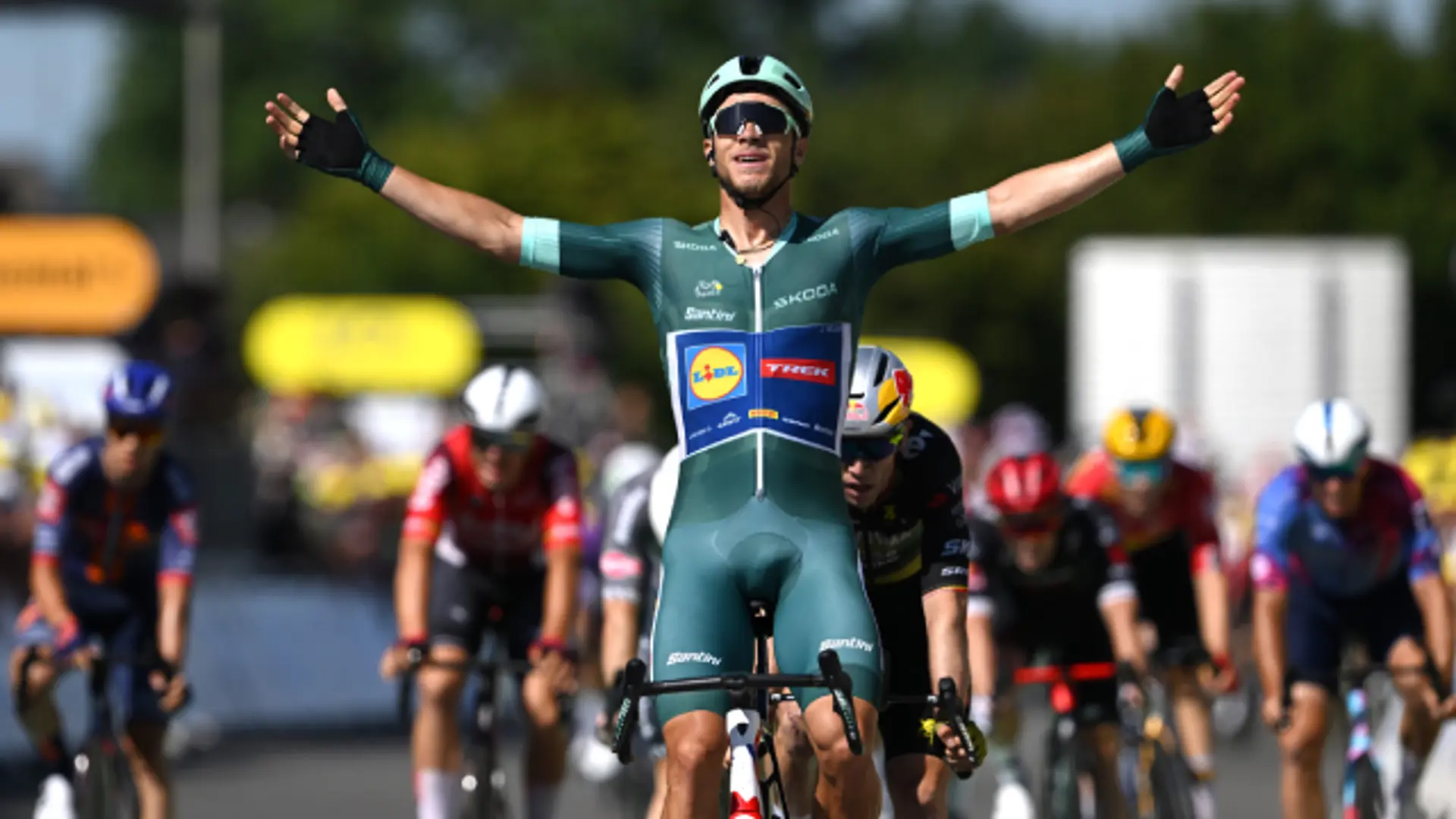 Stage 8 | Highlights | Tour De France