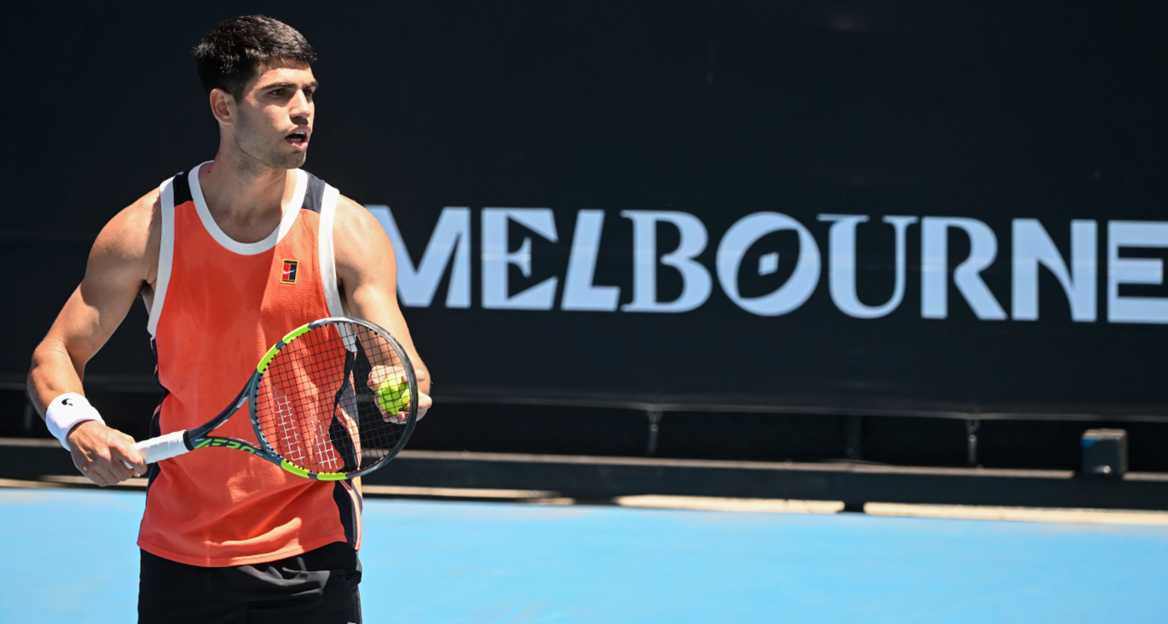 Top-ranked Alcaraz, Sabalenka headline Australian Open day one