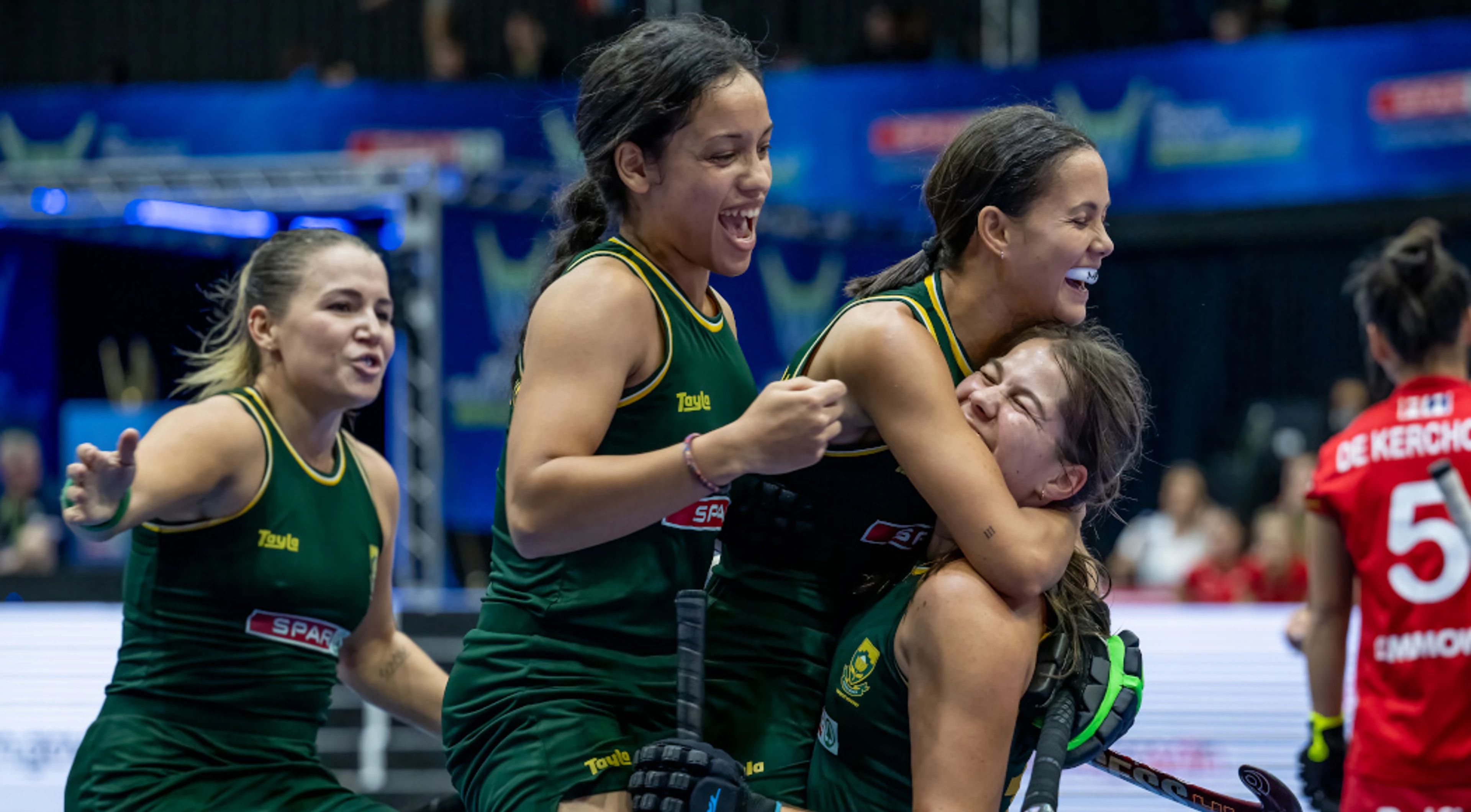 Stunning display puts South African women in World Cup semis