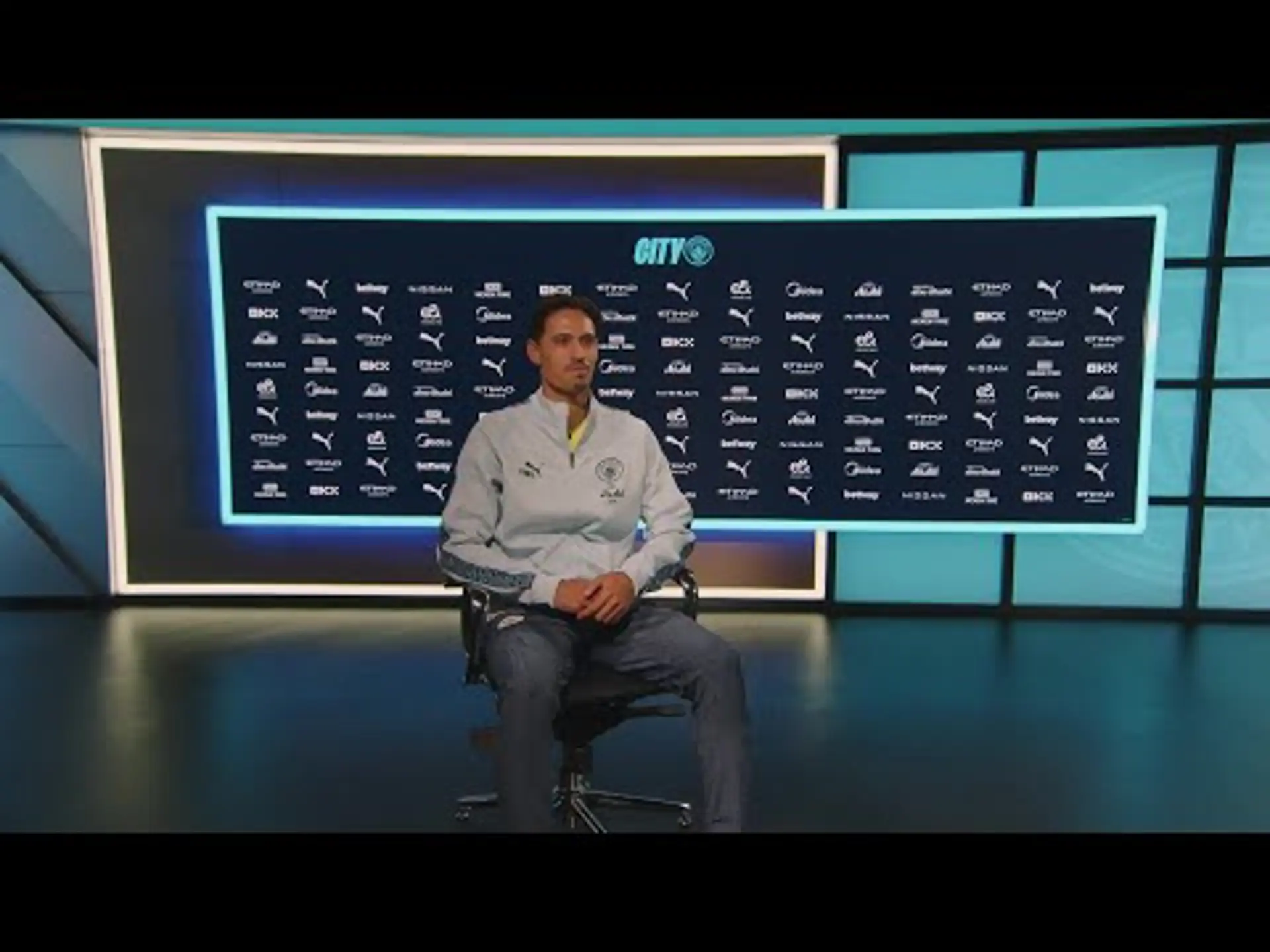 Tijjani Reijnders – First Interview – Club Content | Manchester City