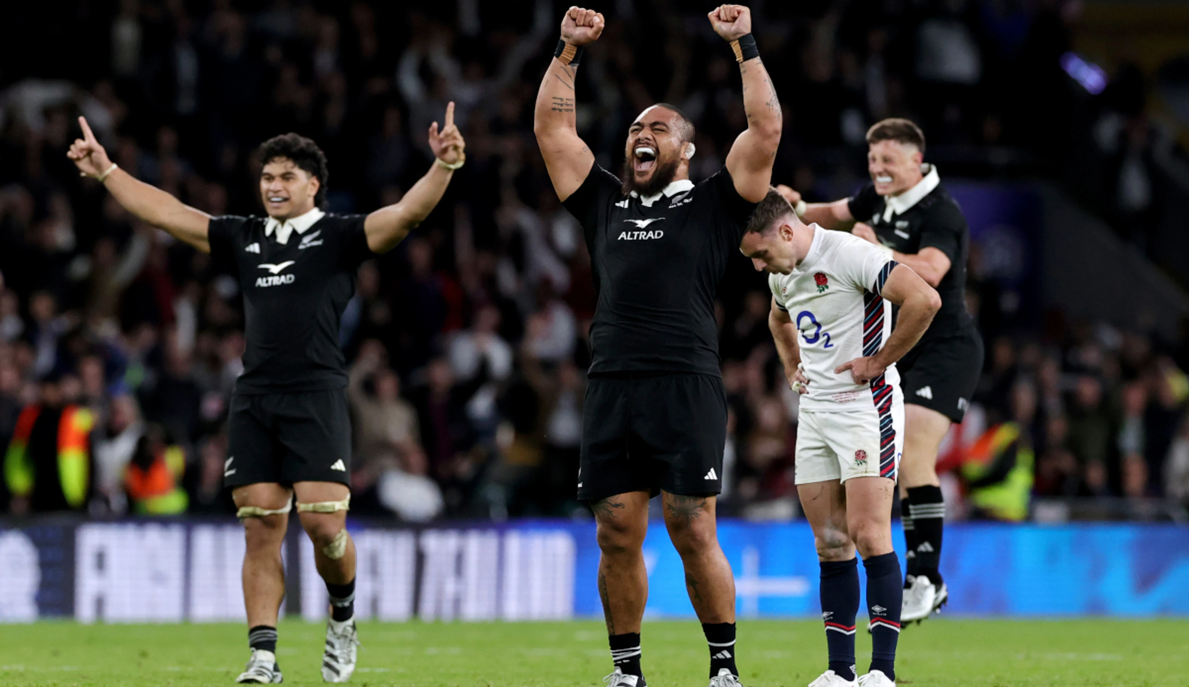 New Zealand edge England in Twickenham thriller