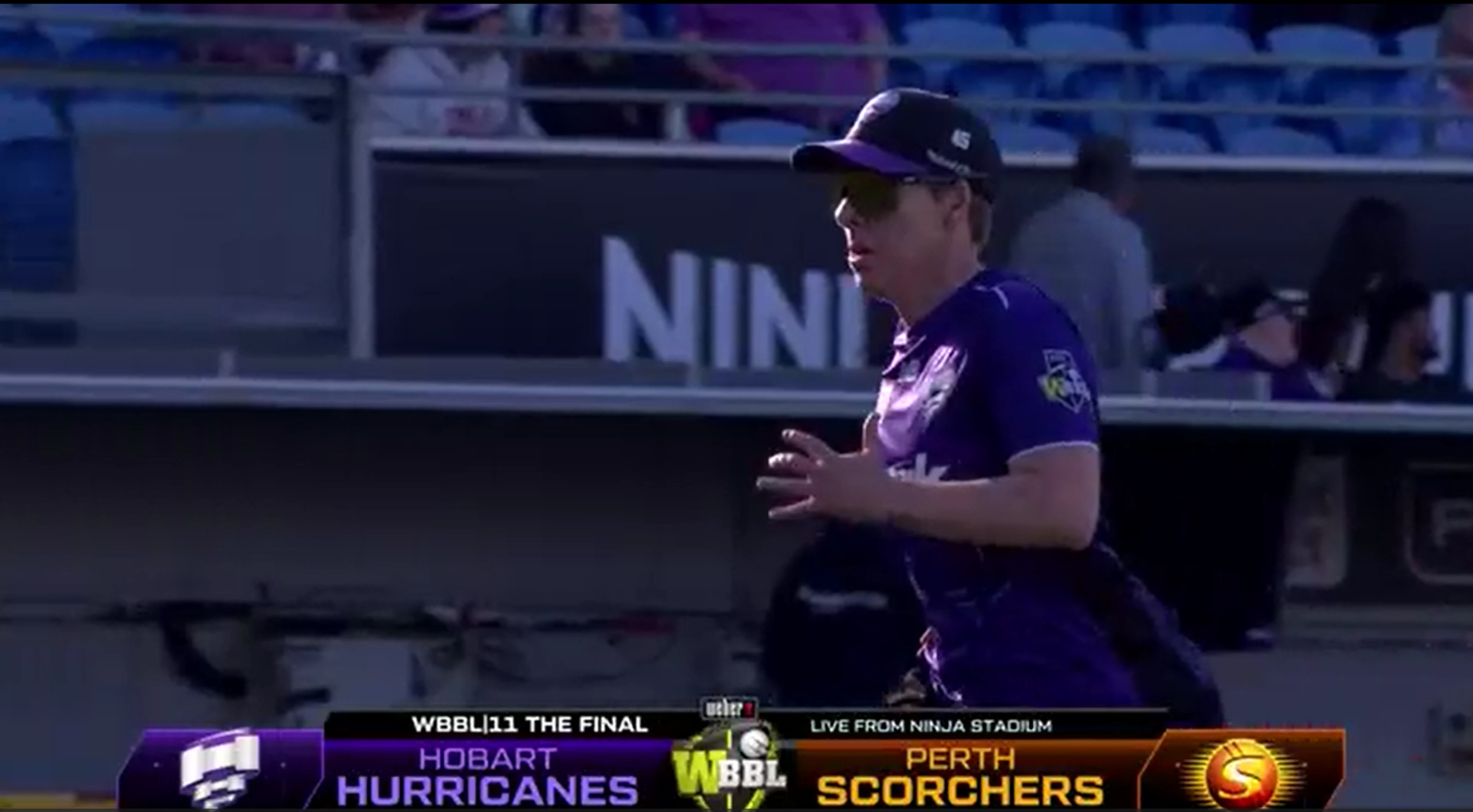 Hobart Hurricanes v Perth Scorchers | Match Highlights | Women's Big Bash League
