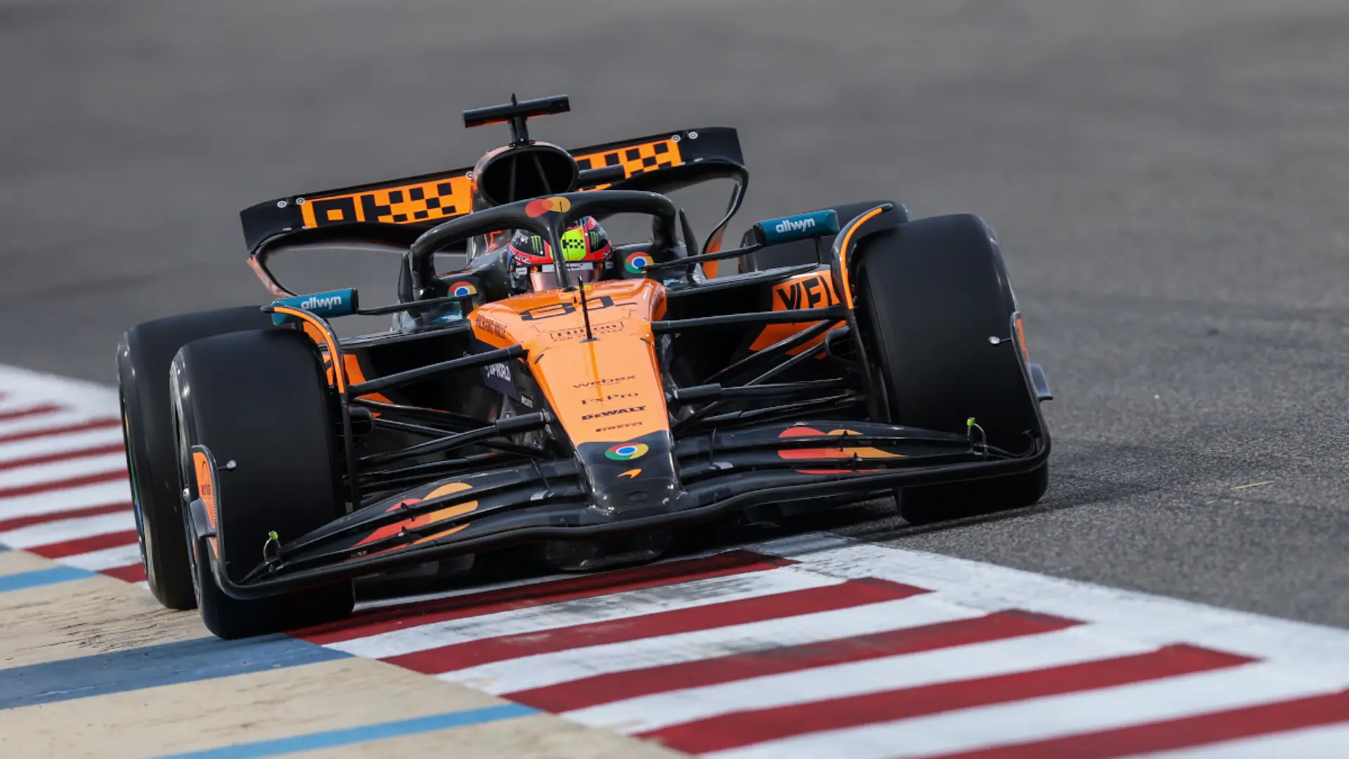 Piastri's new McLaren deal tops $25M annually