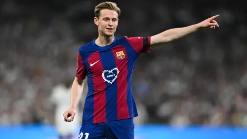 Barca's De Jong to miss end of season with ankle sprain