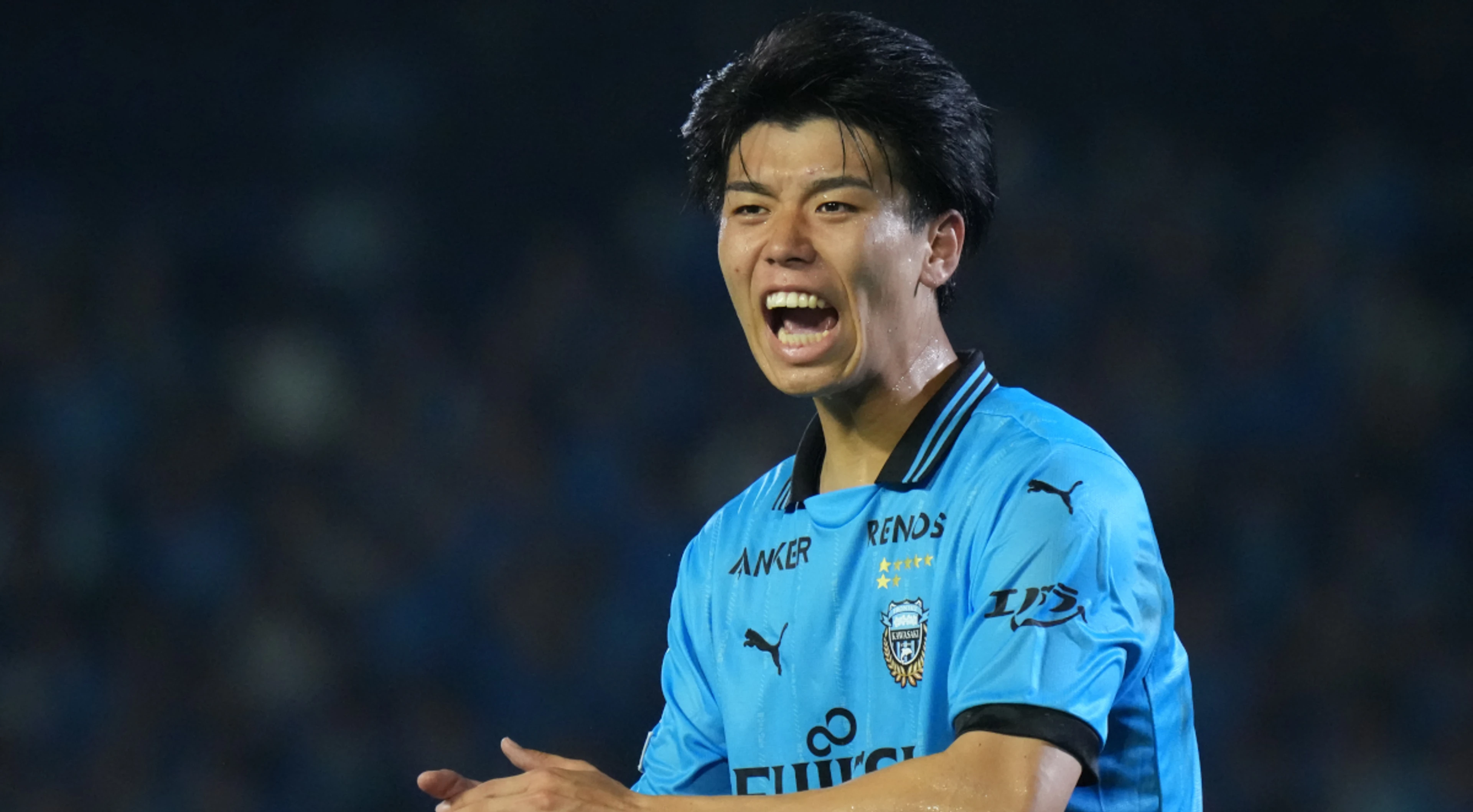 Tottenham sign Japan defender Takai from Kawasaki Frontale