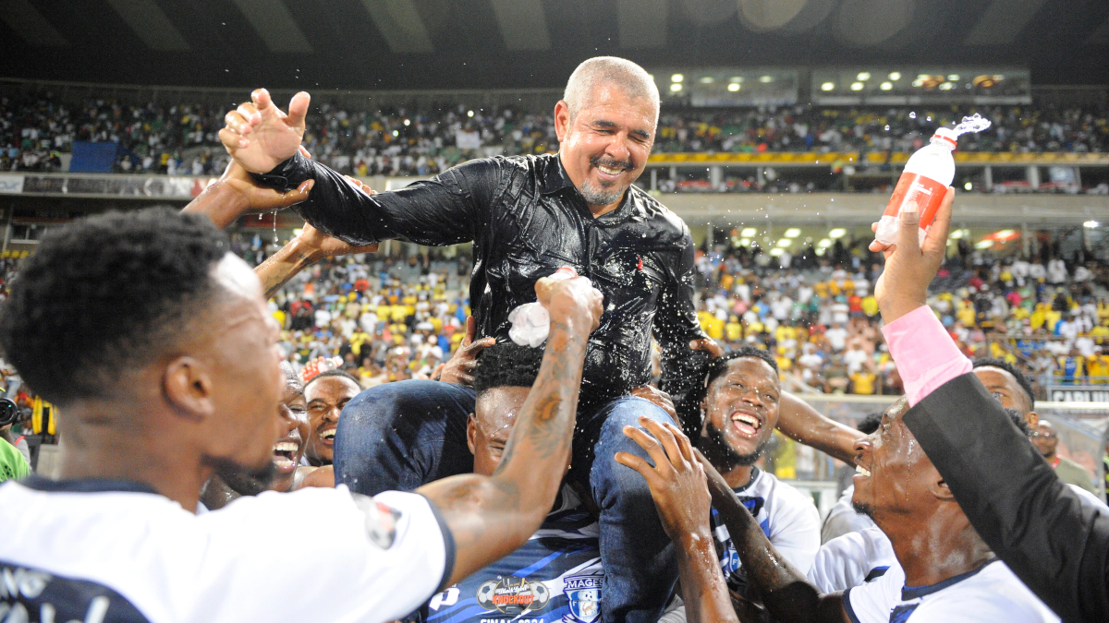 Larsen joins the 300 coaching club