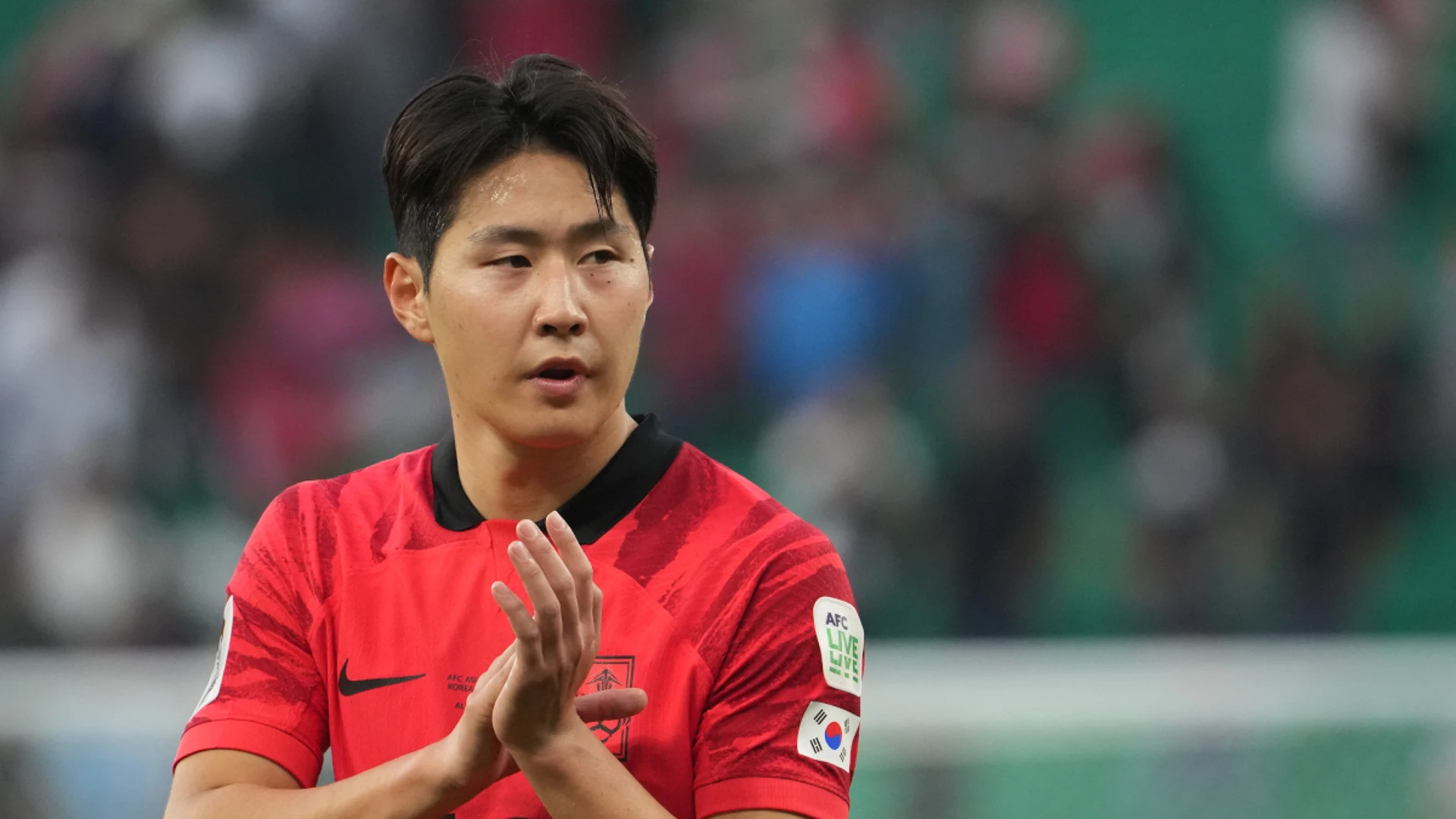 Lee apologises formally in South Korea for Asian Cup bust-up