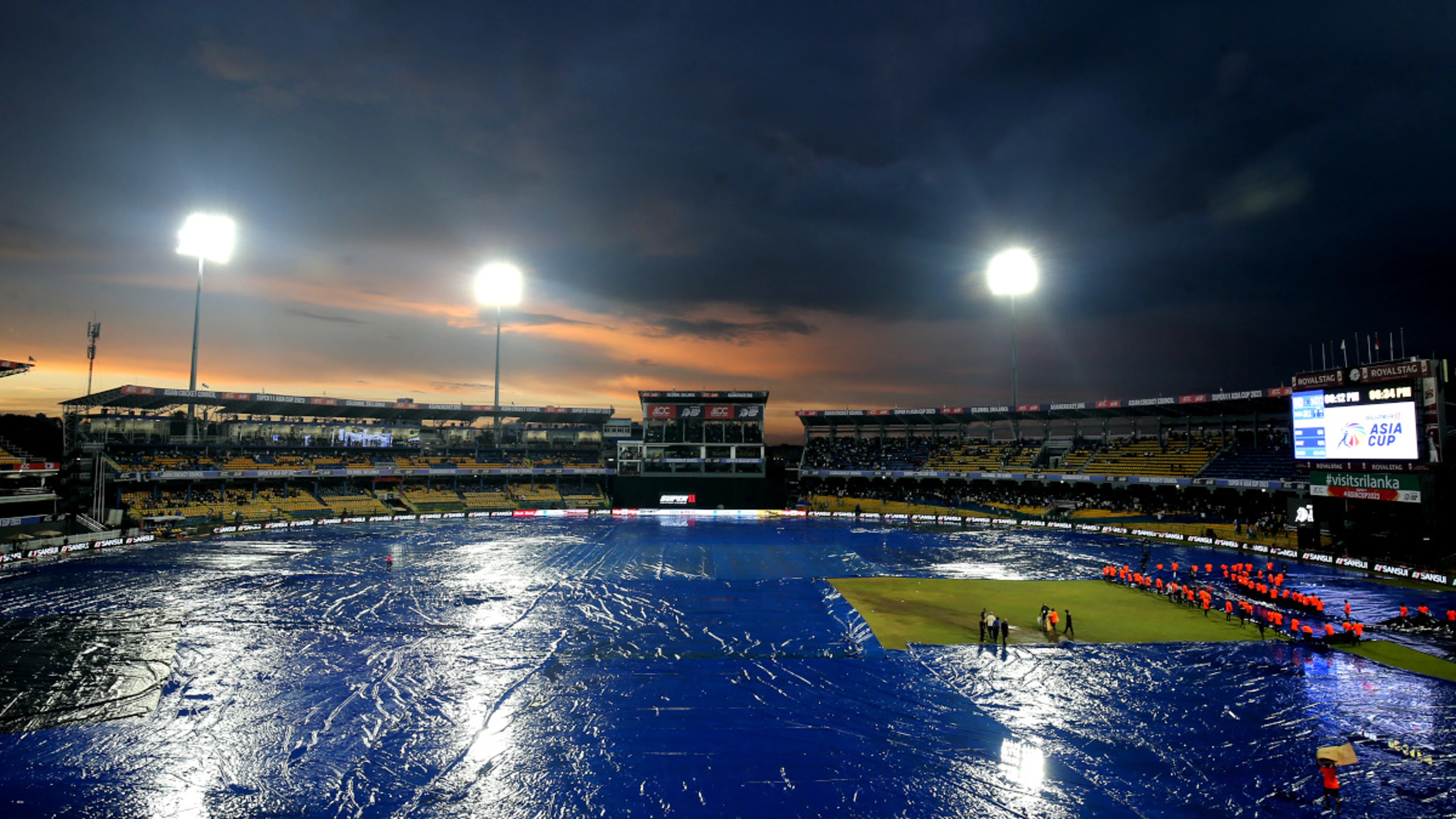 Rain forces India-Pakistan Asia Cup match into reserve day