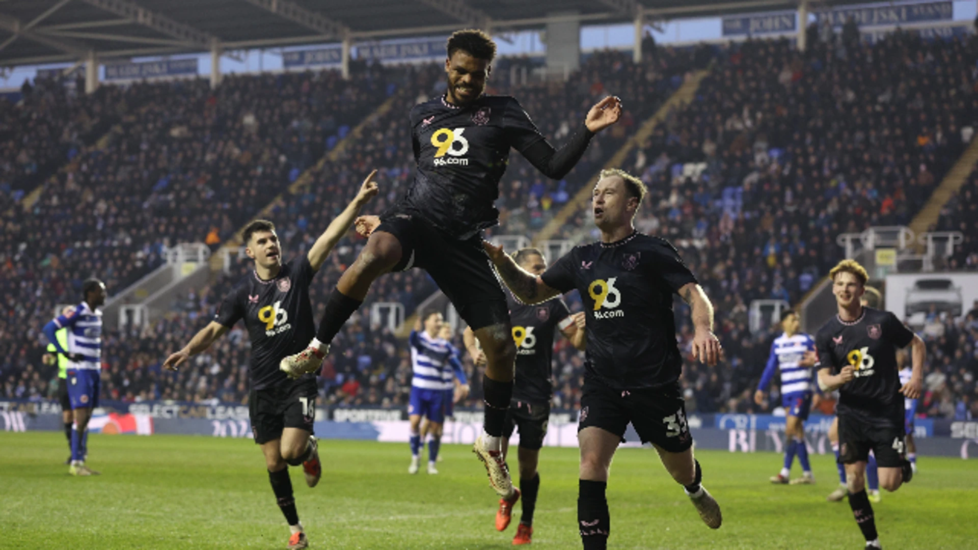 Reading v Burnley | Match Highlights | Emirates FA Cup