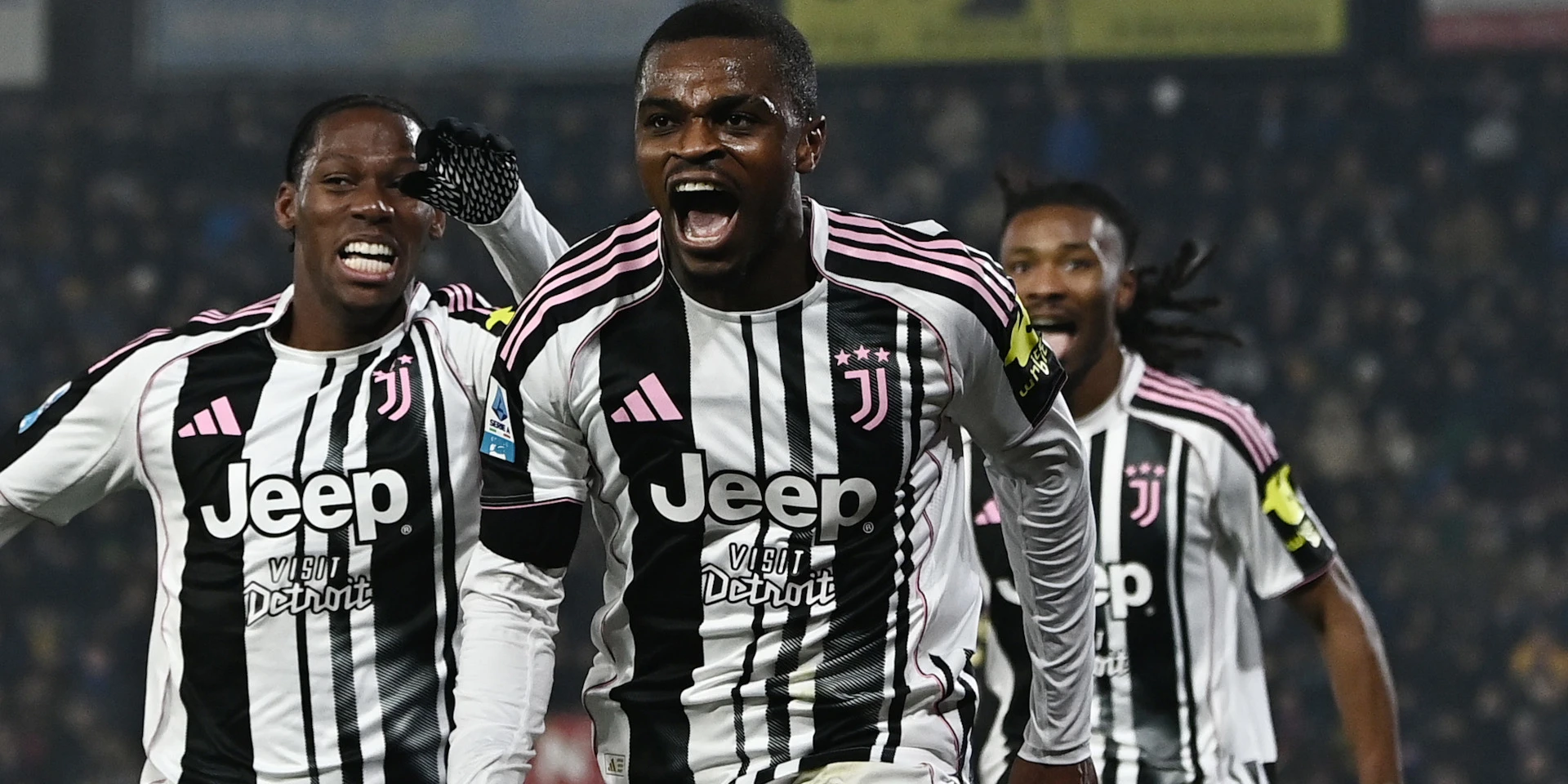 Juventus ride luck to beat lowly Pisa in Serie A
