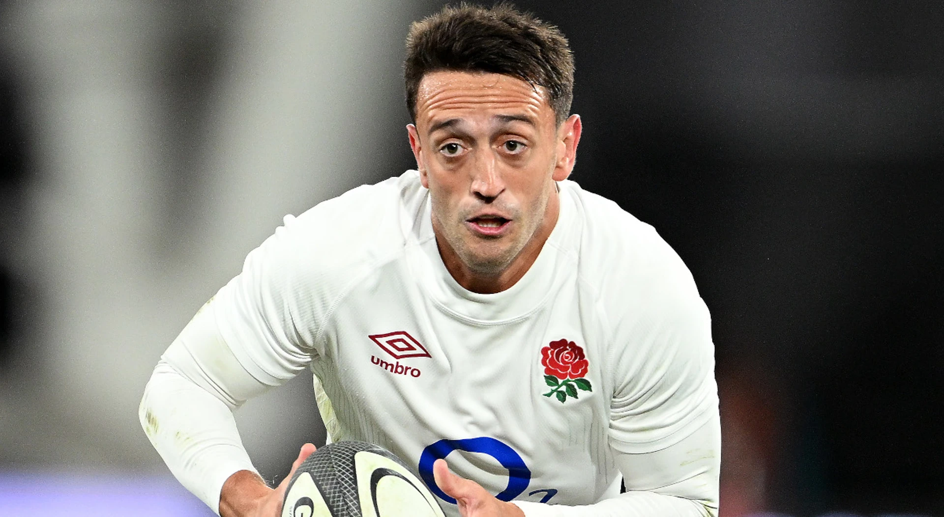 England scrumhalf Mitchell to see specialist on neck injury