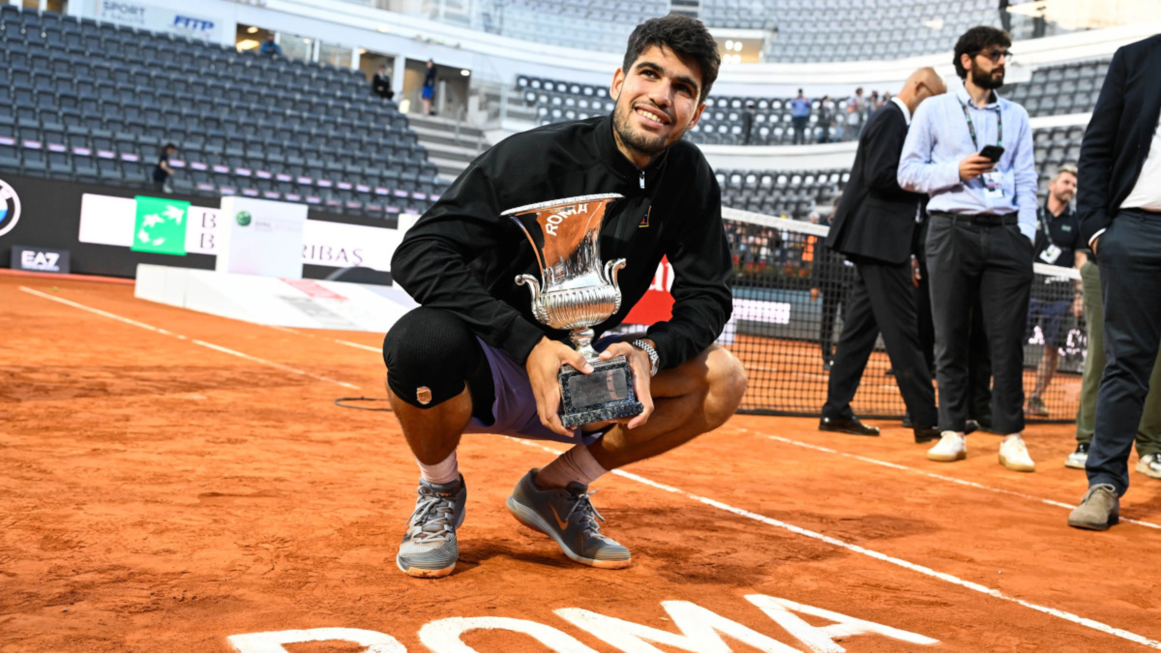 Alcaraz downs Sinner to win Italian Open in Roland Garros warning