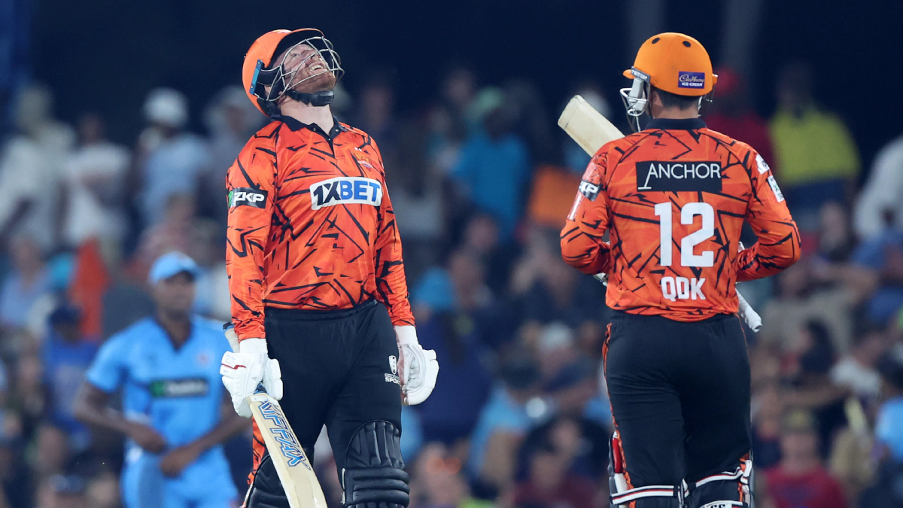 Sunrisers duo Bairstow and De Kock destroy Capitals in run chase