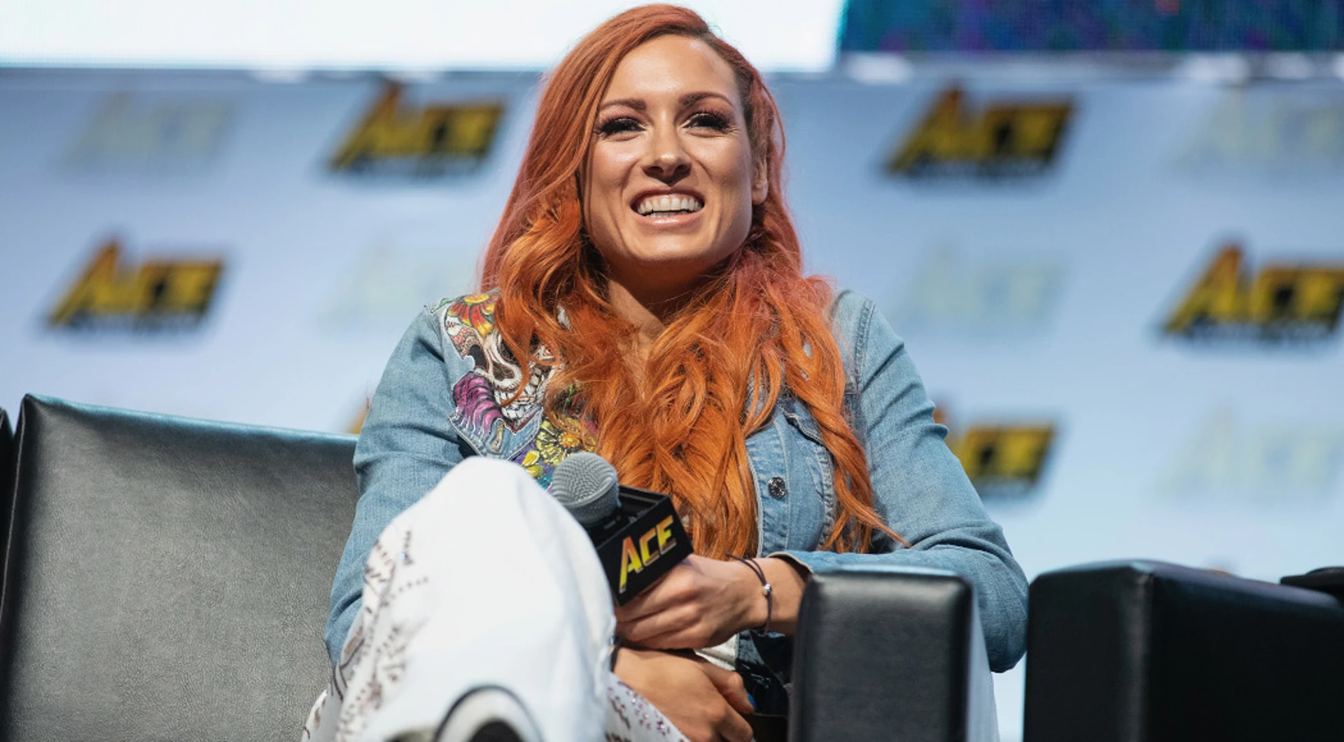 Becky Lynch announces pregnancy on RAW | SuperSport