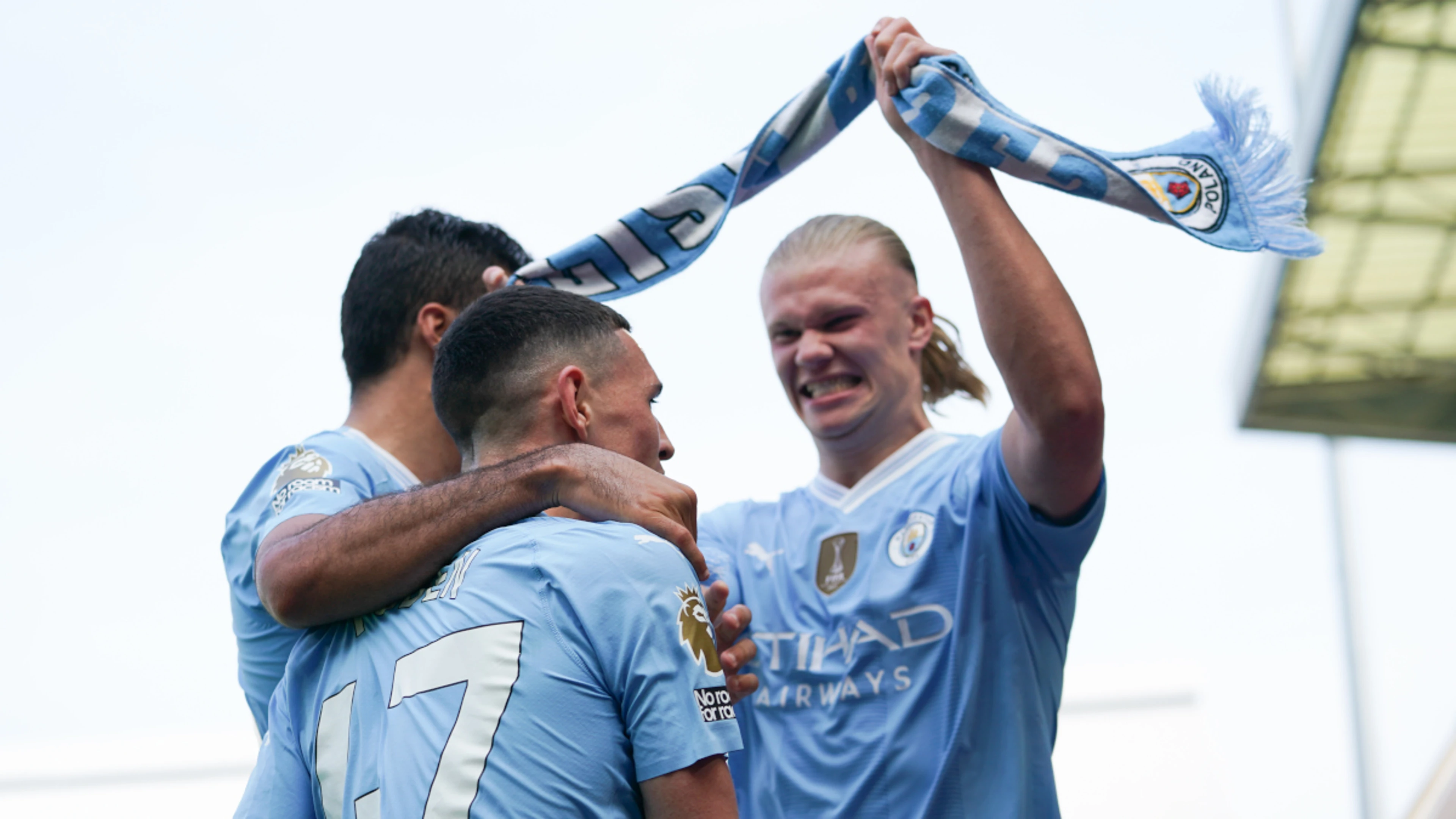 Man City eye Premier League history as Arsenal dare to dream