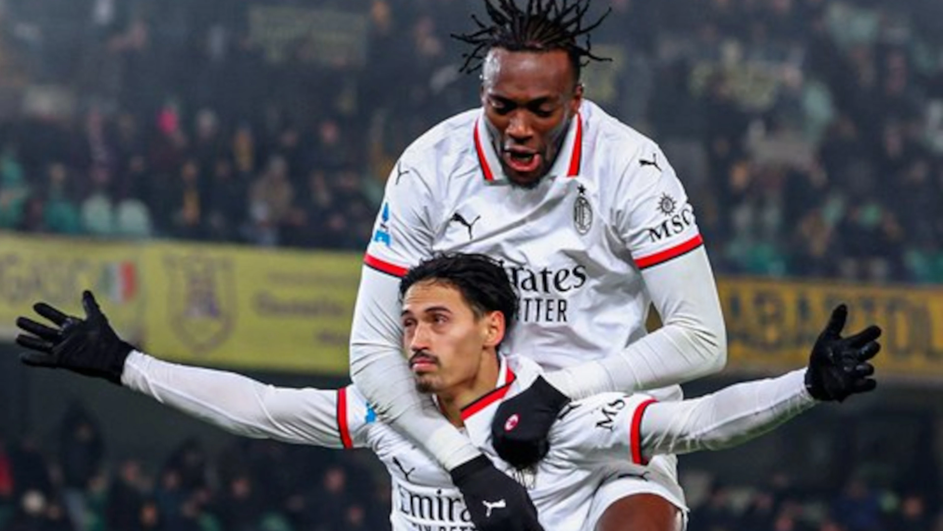 Reijnders gifts ailing Milan festive cheer at Verona