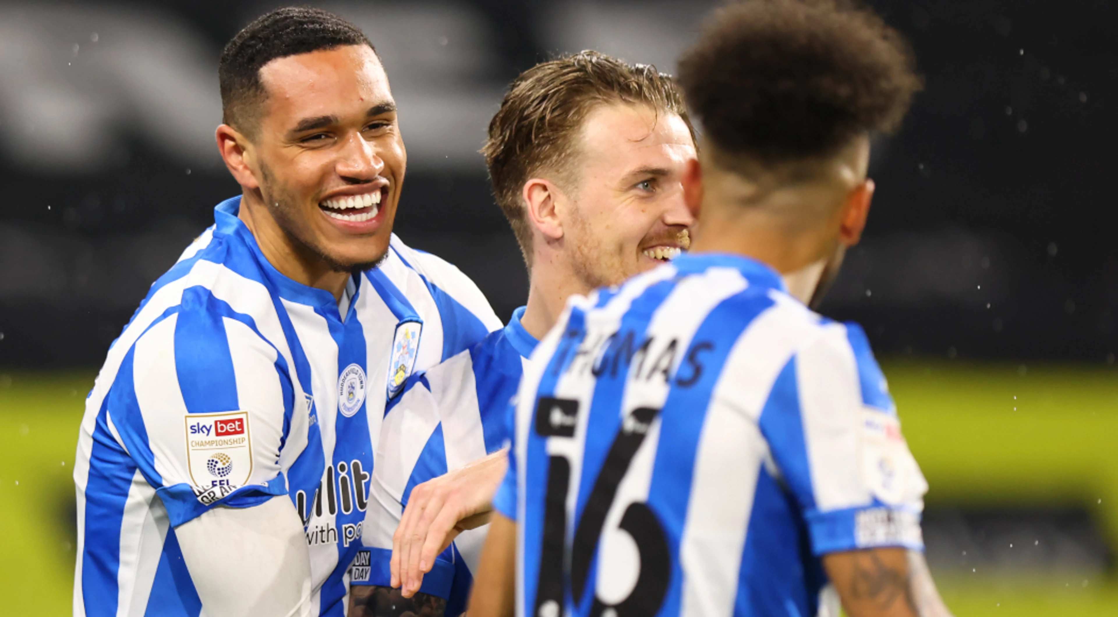 Huddersfield beat Luton to go third in Championship