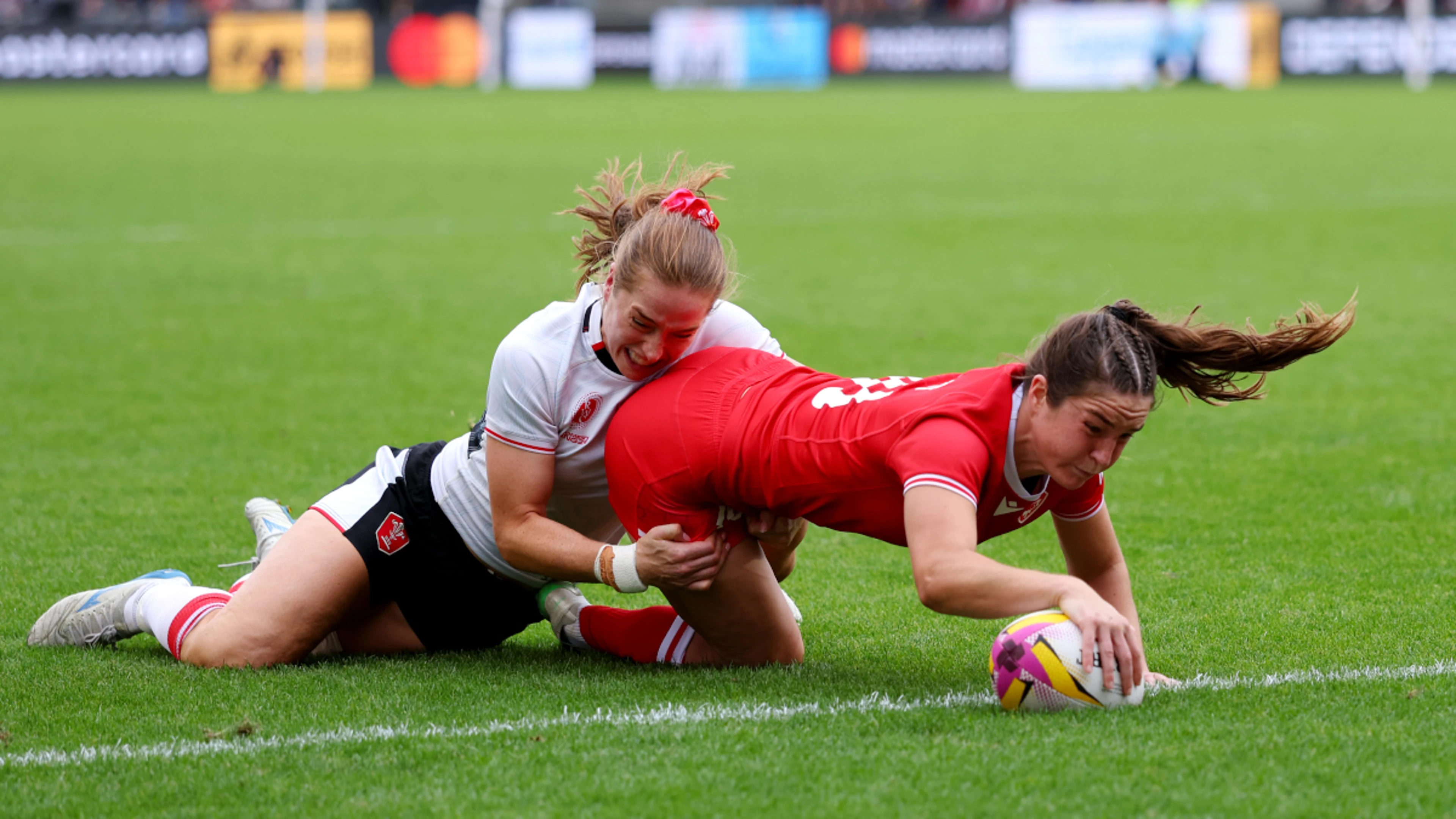 Canada and Scotland into Women's Rugby World Cup quarterfinals