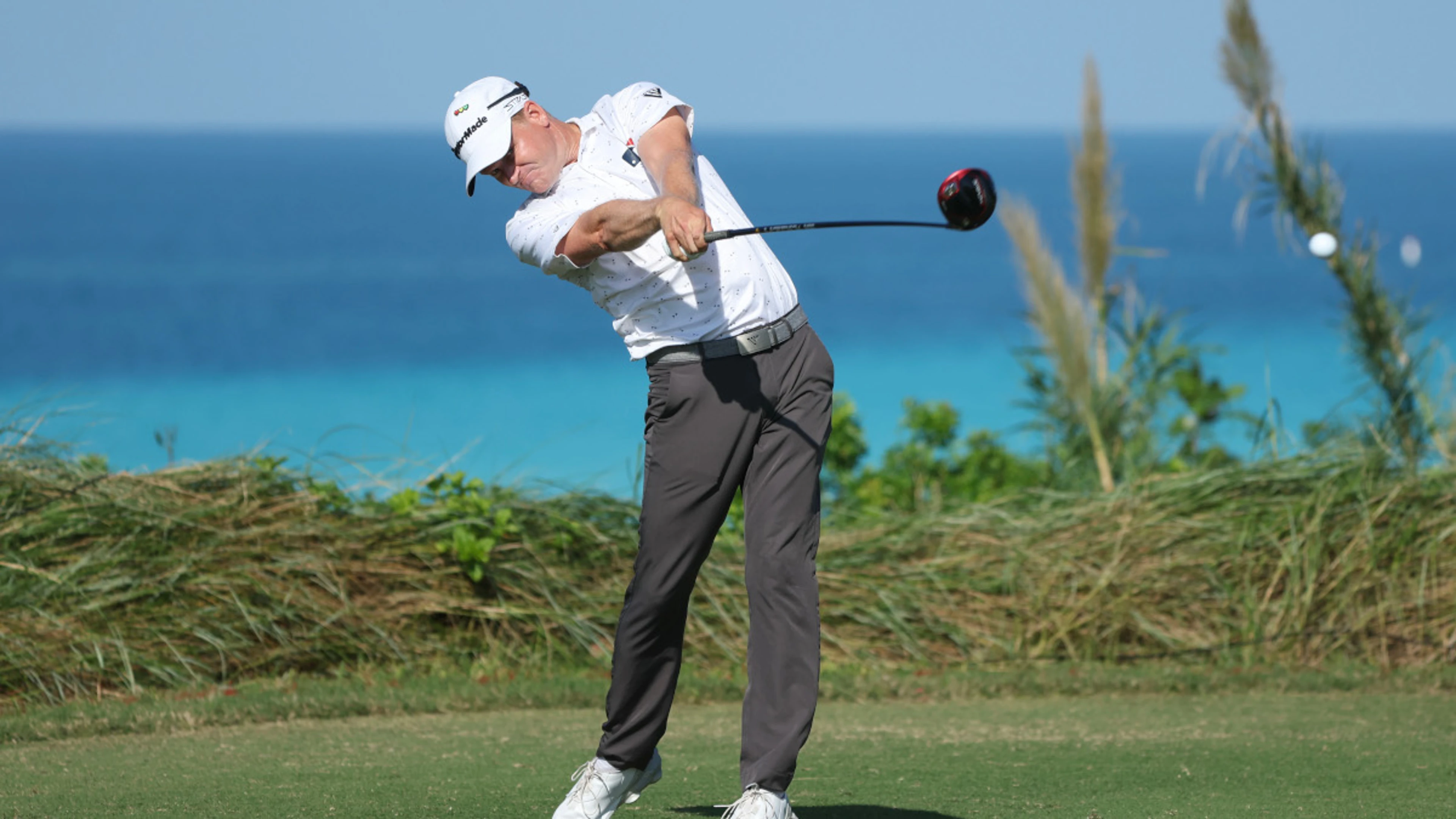 Noren grabs early Bermuda lead with 61 as Long sets record