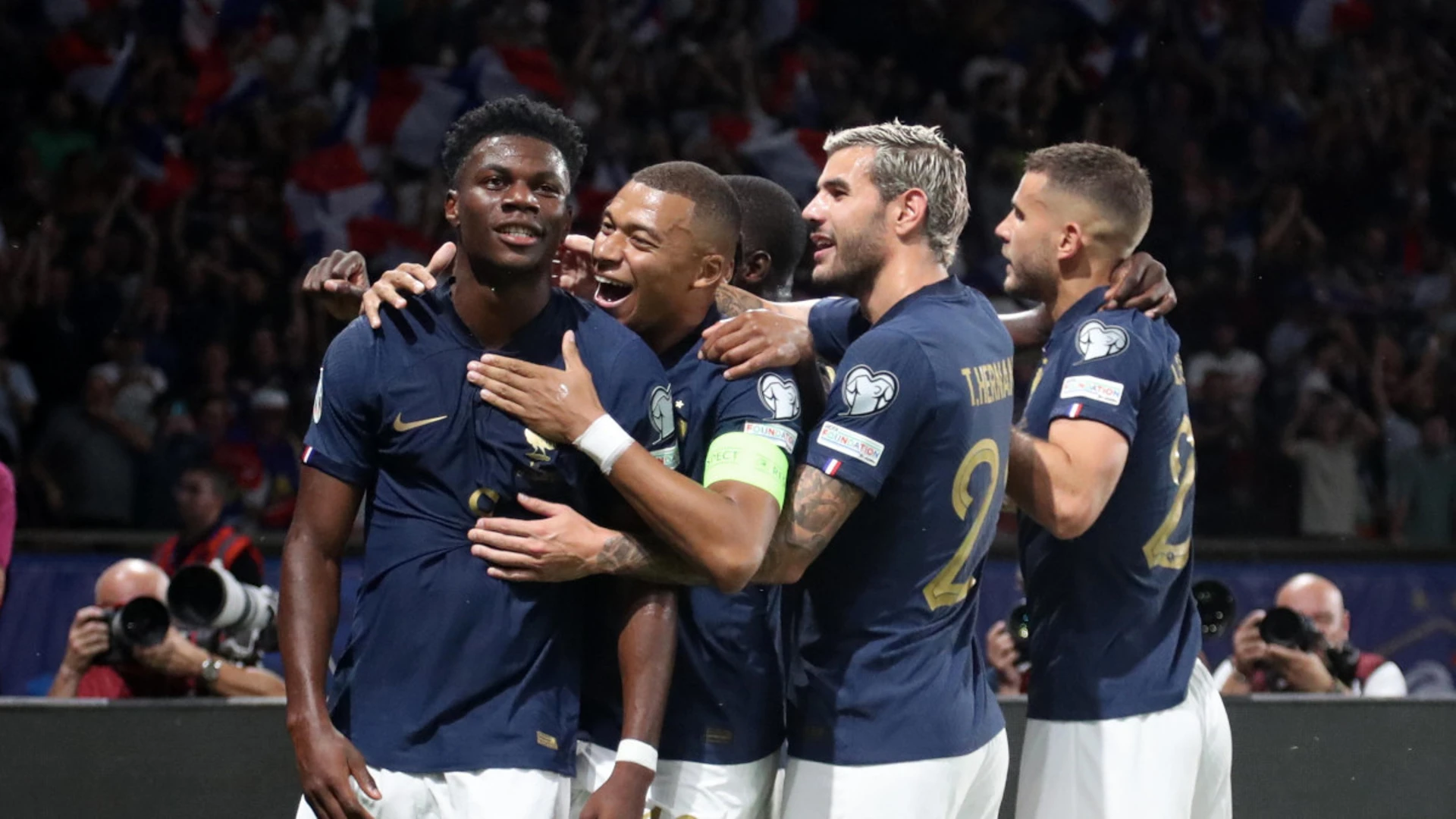 France have Euro 2024 berth in sight after outclassing Ireland