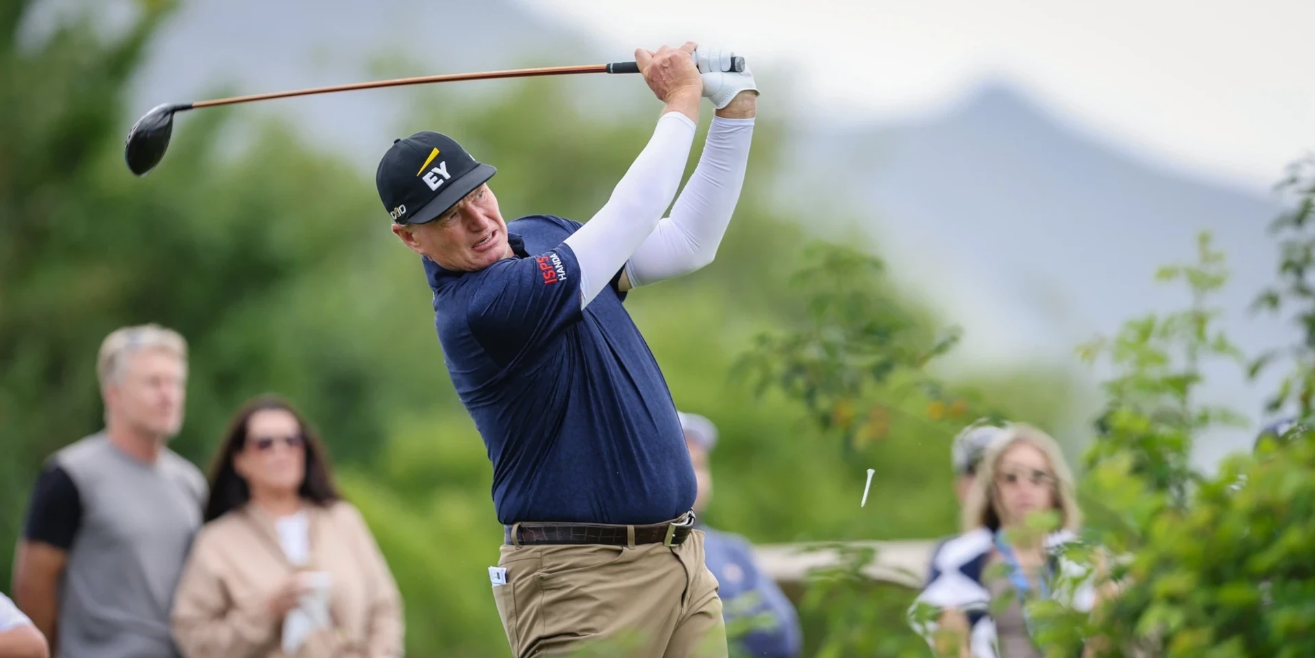 Els brings the sunshine on a cloudy day in NTT DATA Men’s Pro-Am brought to you by Standard Bank