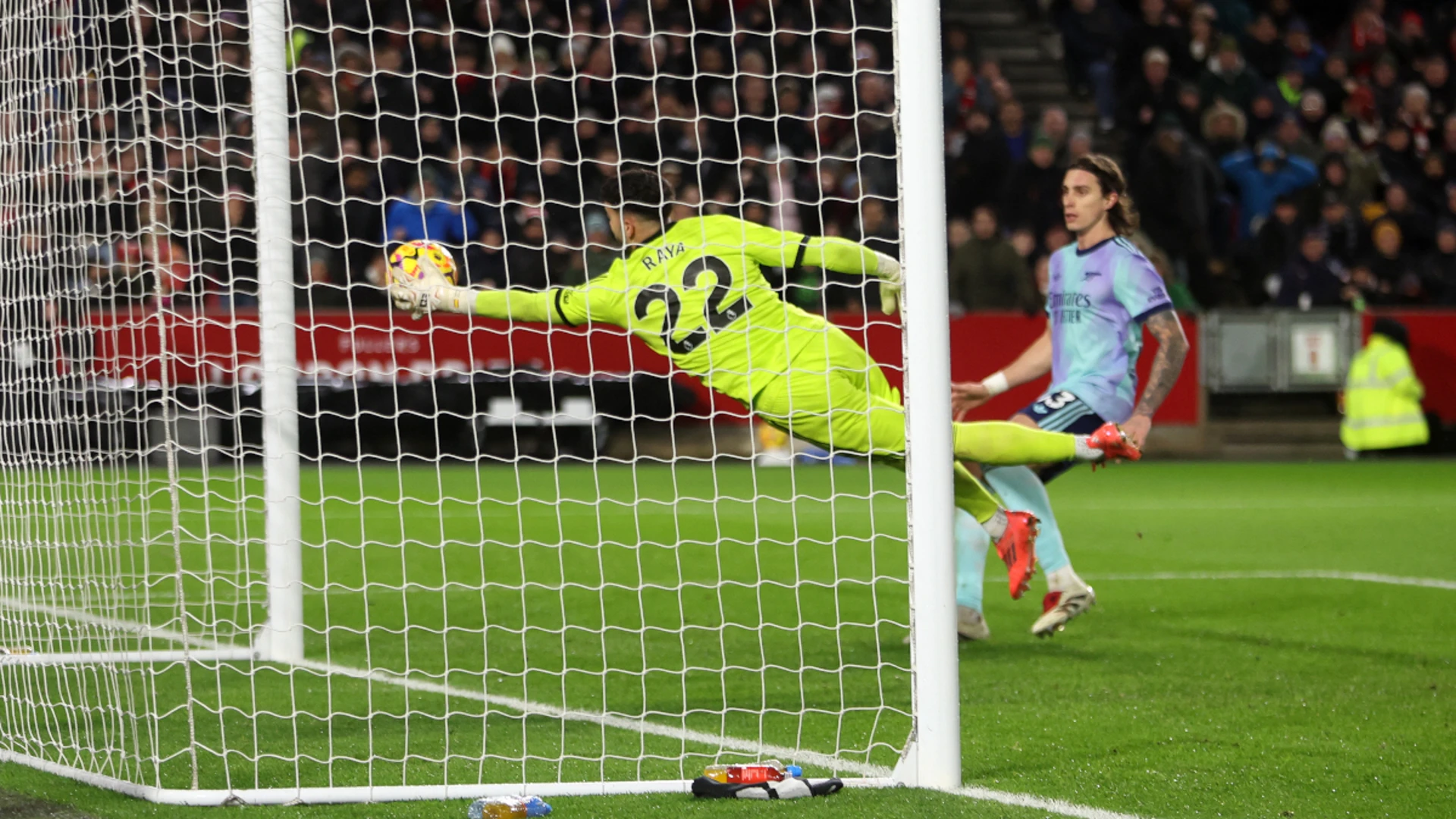 David Raya spectacular save v Brentford | Brentford v Arsenal