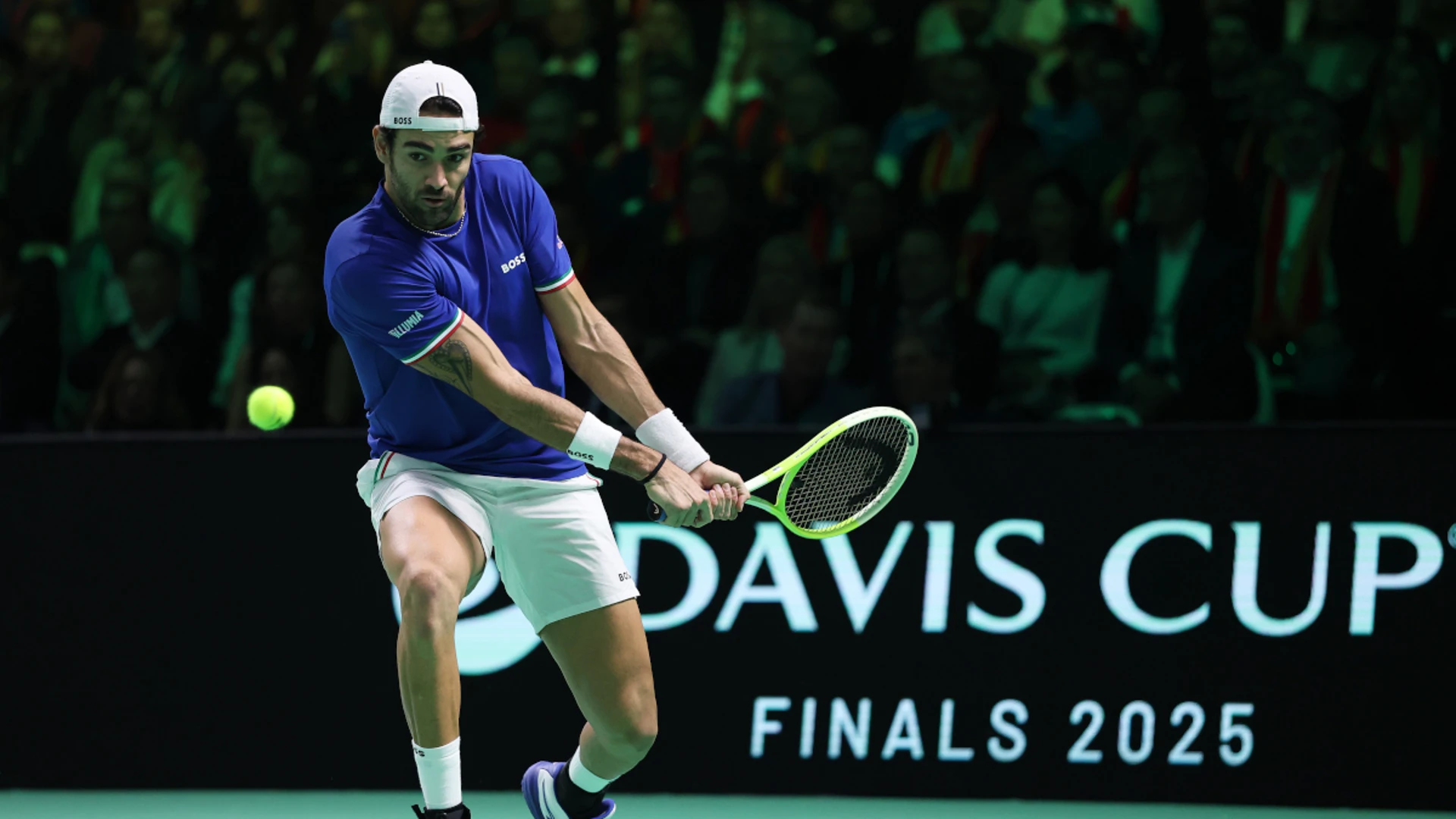 Italy see off Spain to complete Davis Cup hat-trick