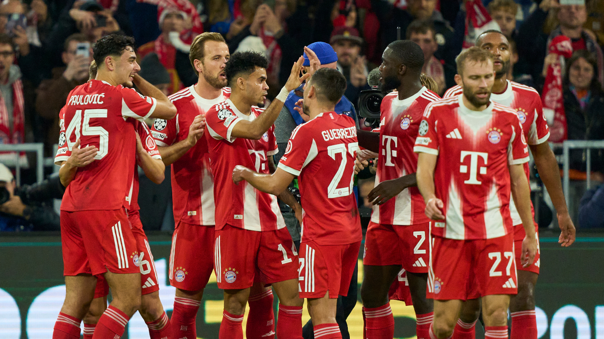 Barnstorming Bayern face acid test at reigning champions PSG