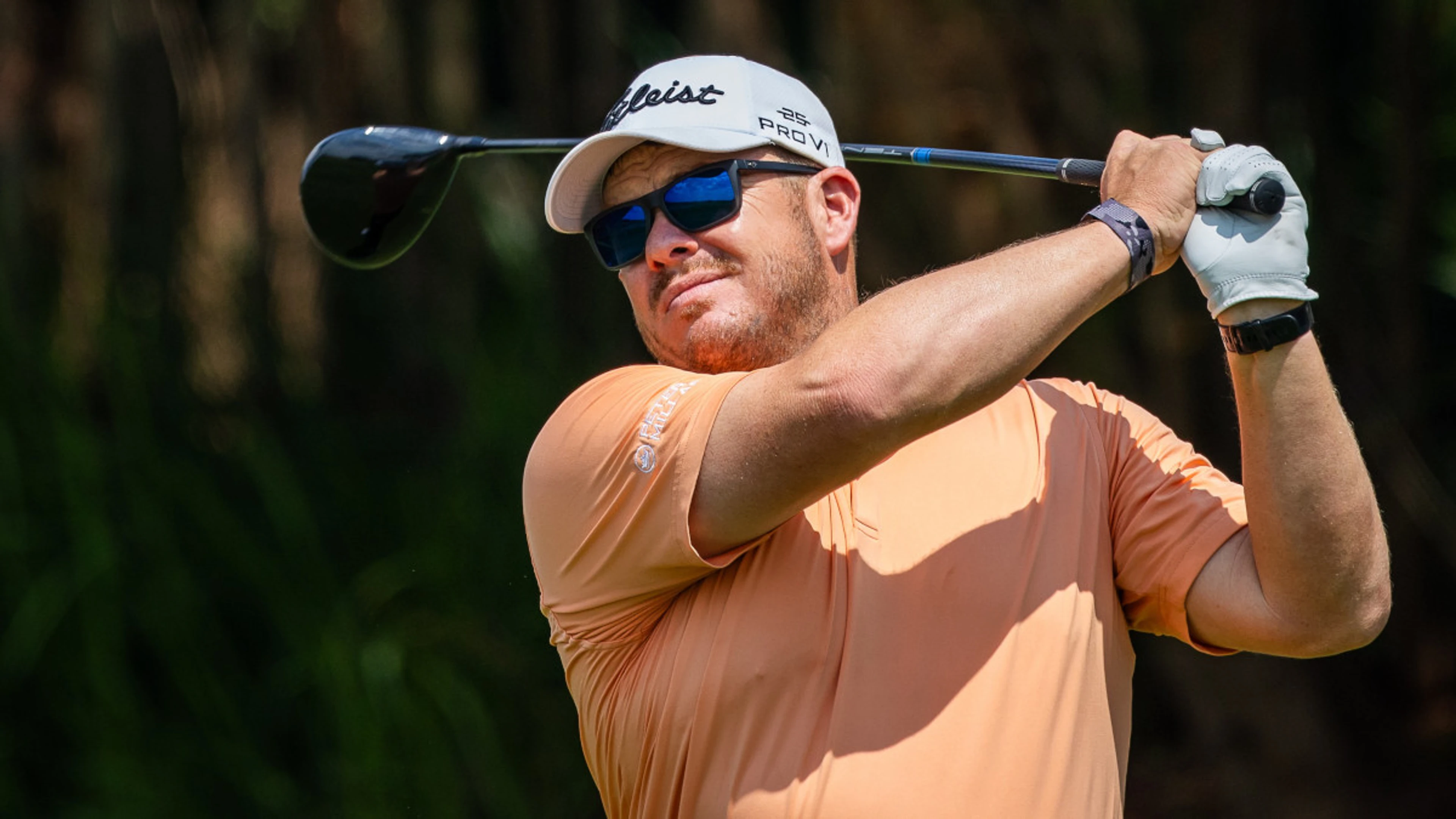 Coetzee holds onto lead in Serengeti Playoffs as pressure mounts