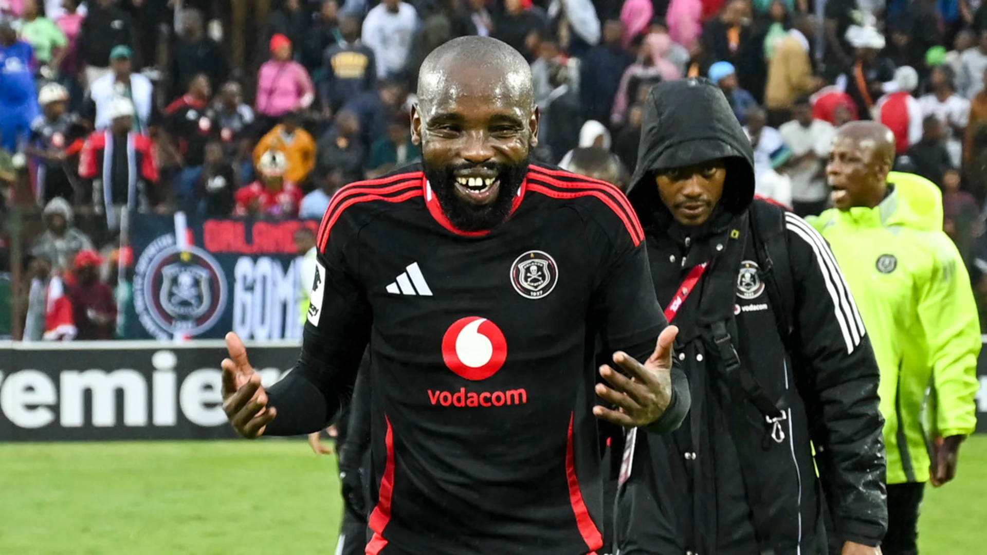 Pirates join Sundowns at the summit, Chippa win and Stellies held