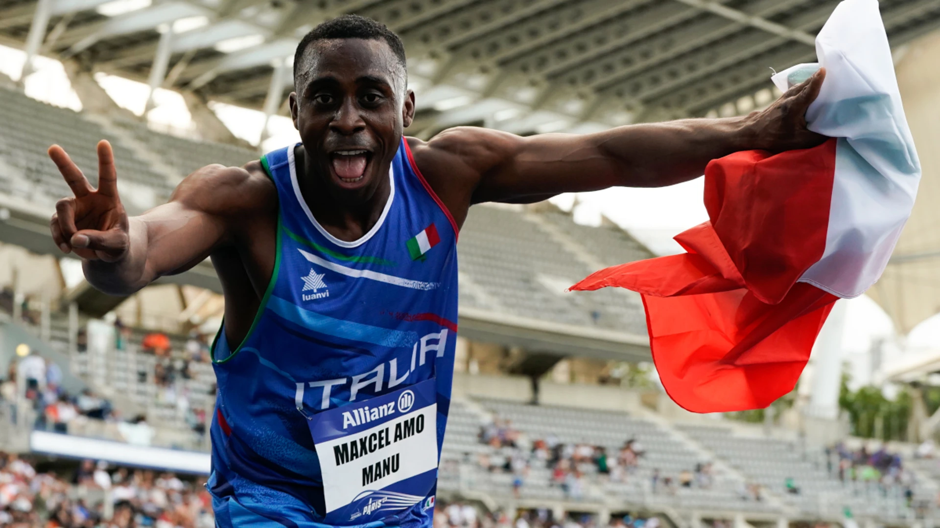 Italian Amo Manu shows he is man to beat in Paralympic amputee sprint