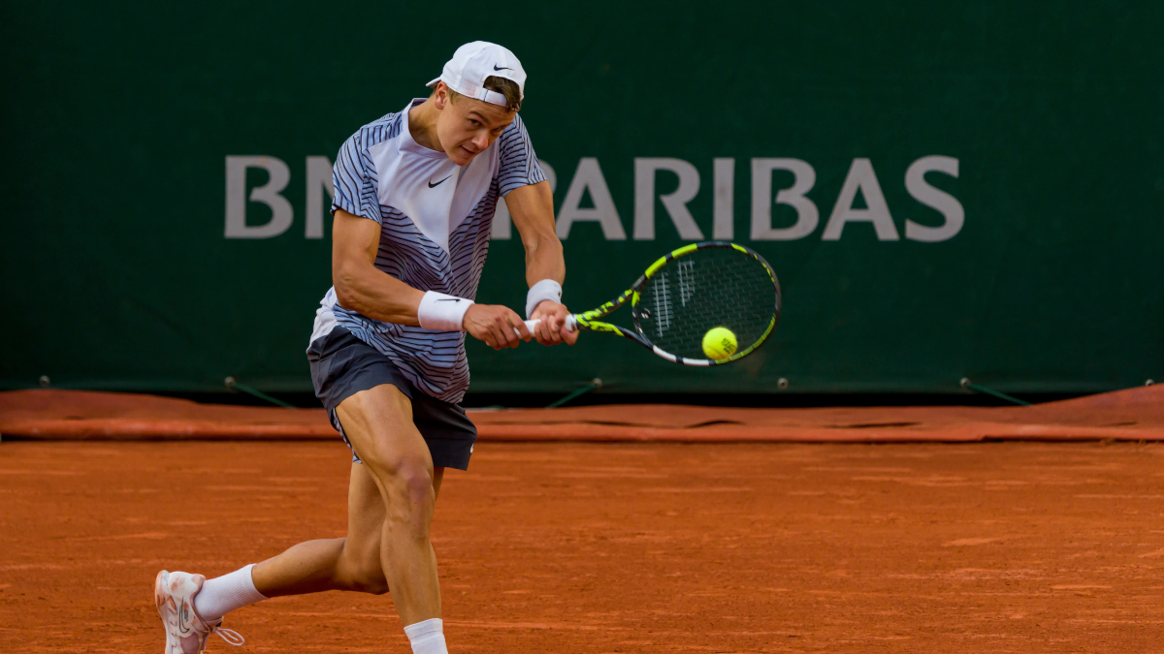 Rune's rise accompanied by reputation for theatrics