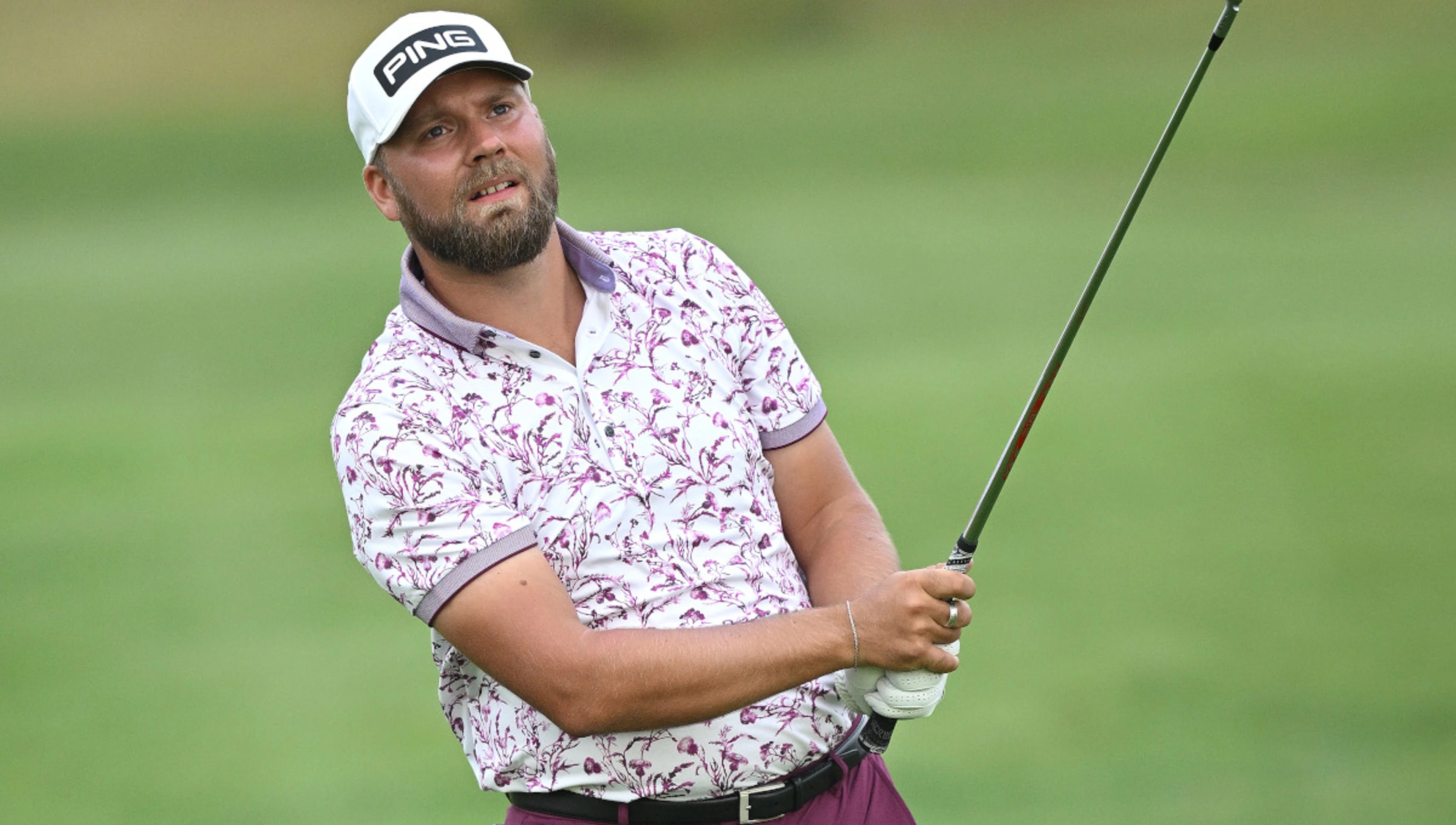 Brown beats the wind to lead SDC Championship