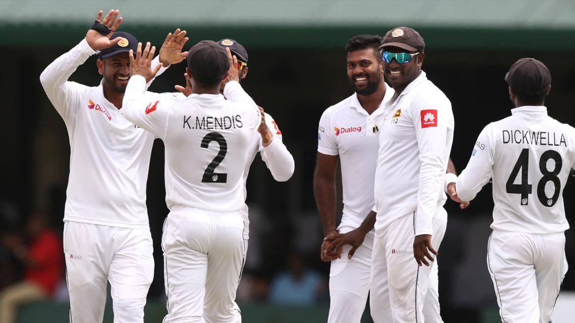 Top-order blitz puts Sri Lanka 314-4 in Bangladesh test