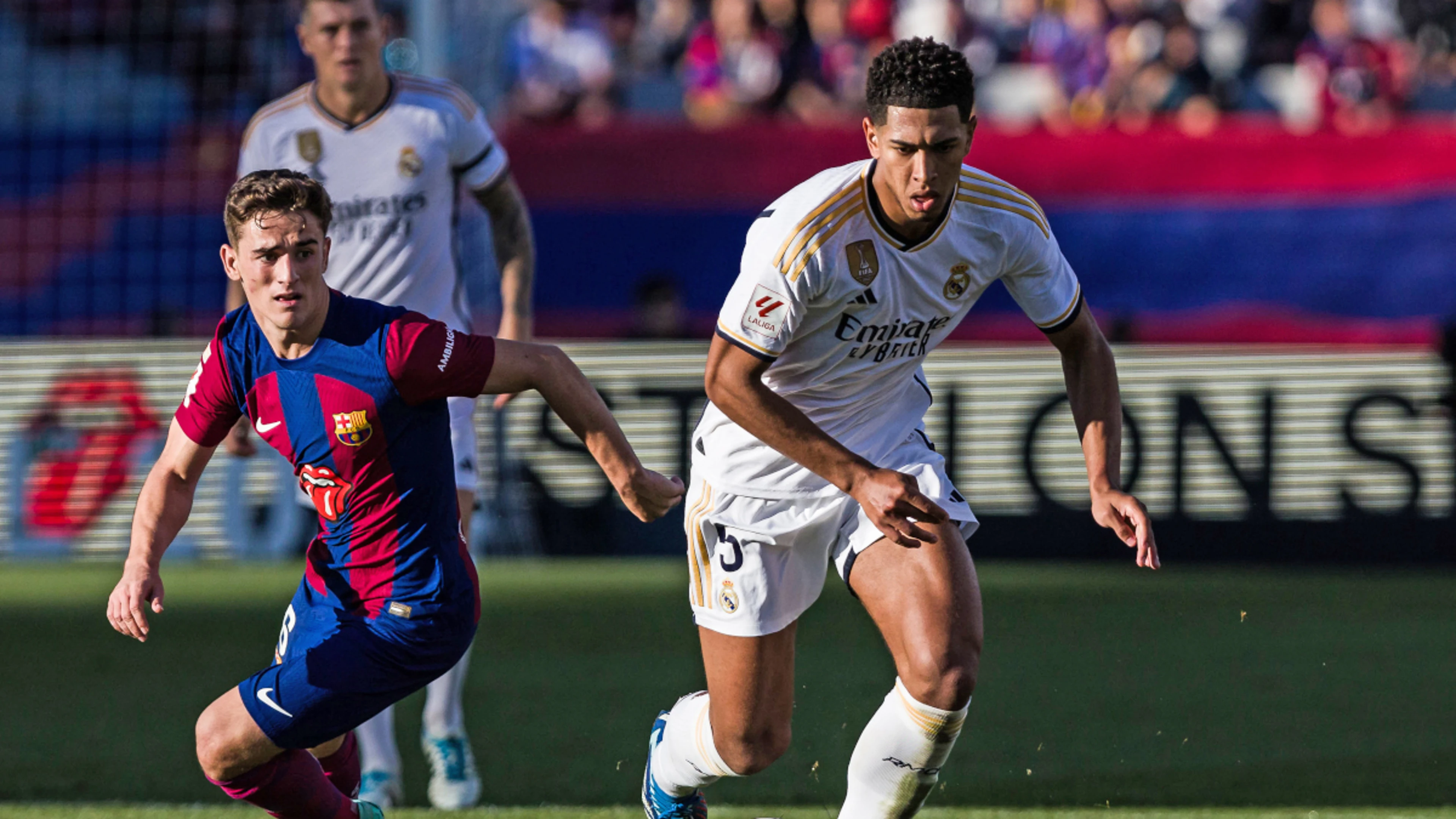 Ancelotti praises "stupendous" Bellingham after Clasico double