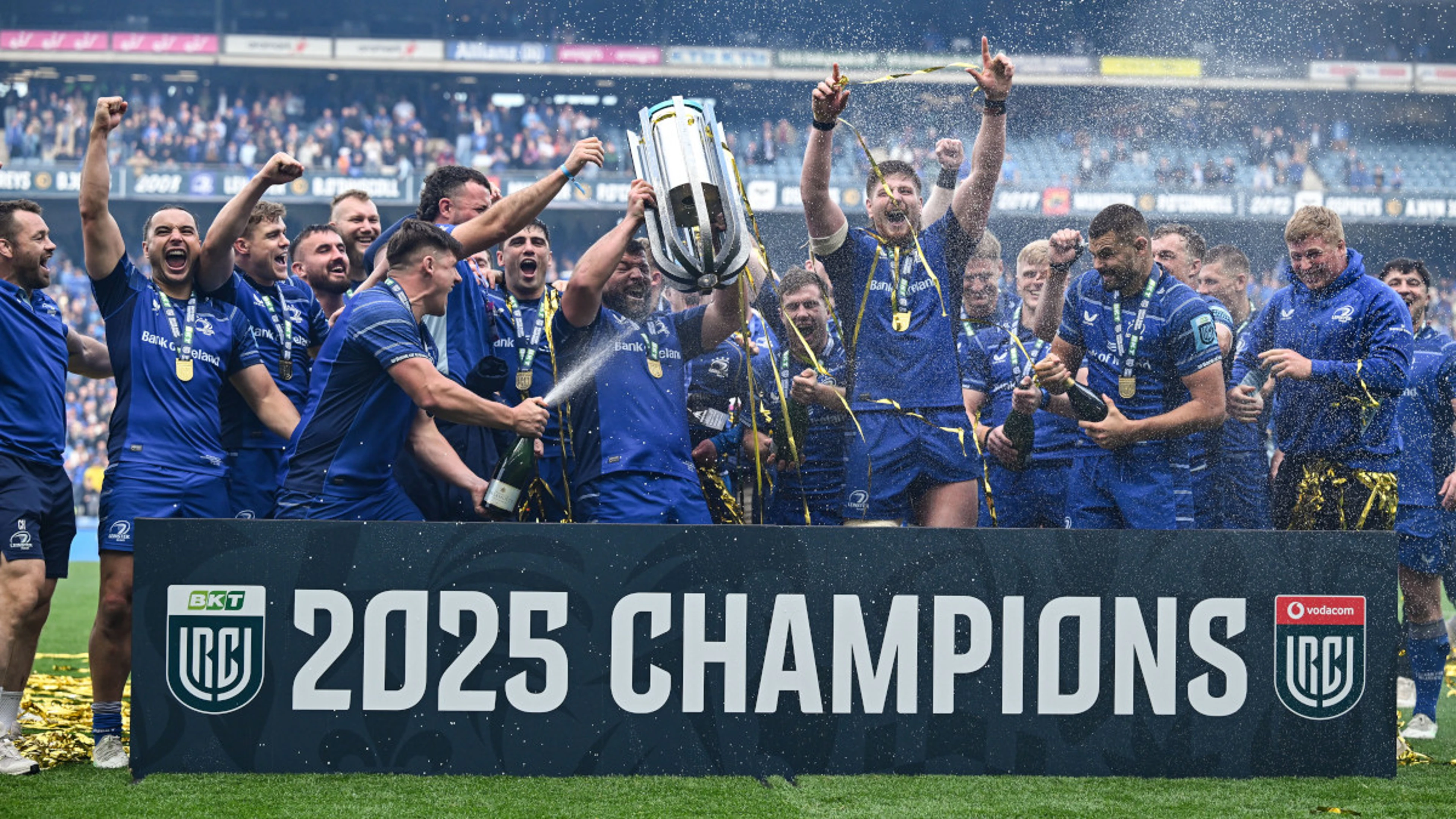 Leinster smash Bulls to end URC drought